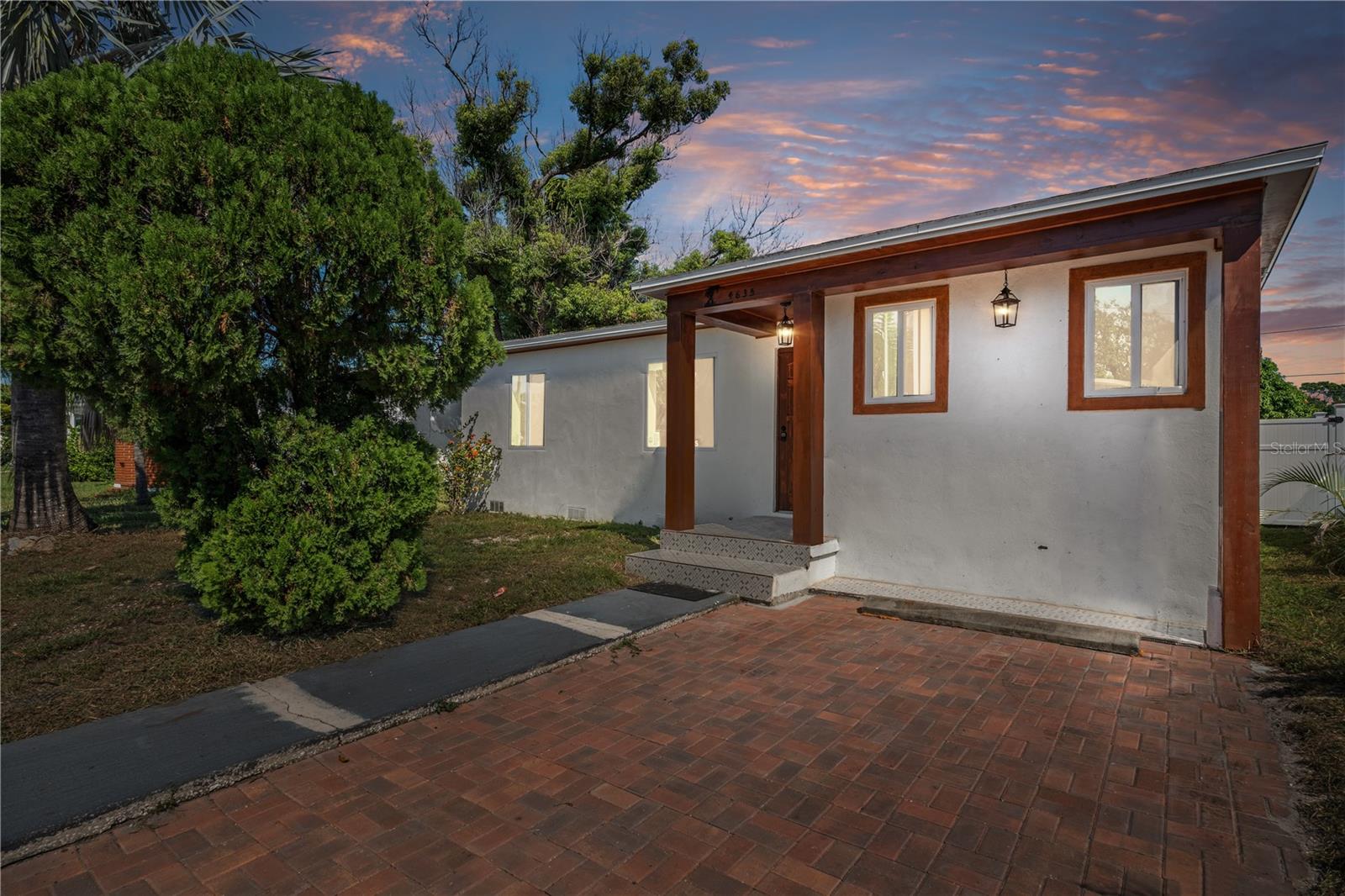 Image 27 of 28 For 4635 22nd Avenue N