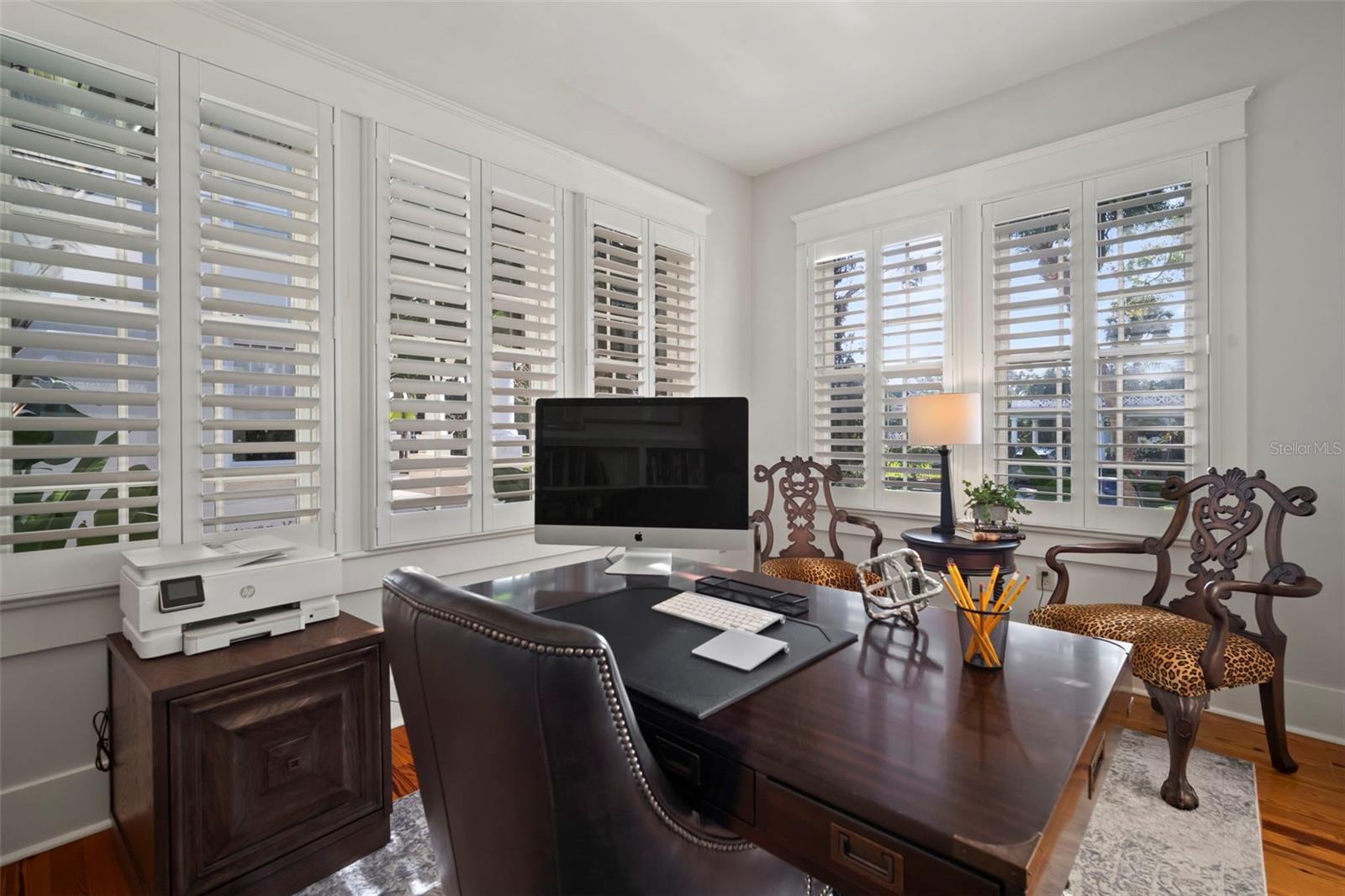 Listing photo id 28 for 1821 Richardson Place