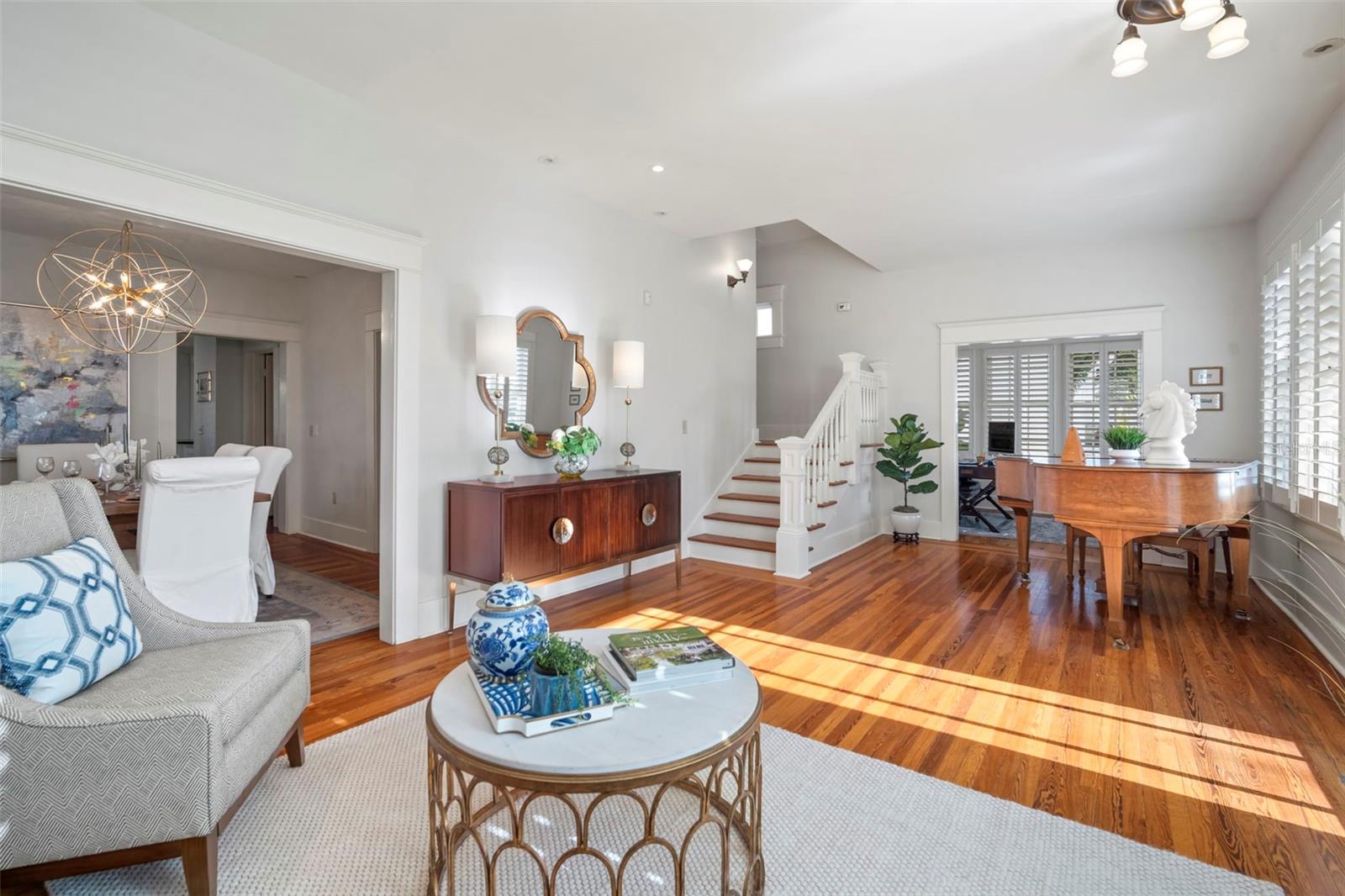 Listing photo id 6 for 1821 Richardson Place