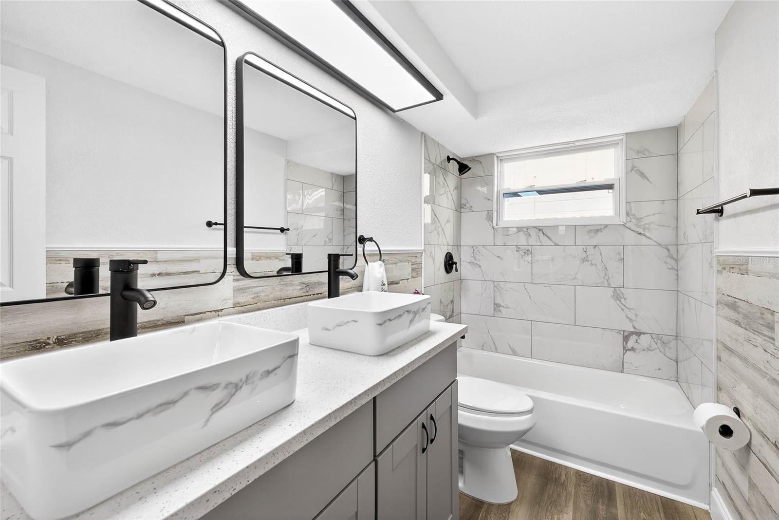 Image 10 of 15 For 8907 Farmington Lane