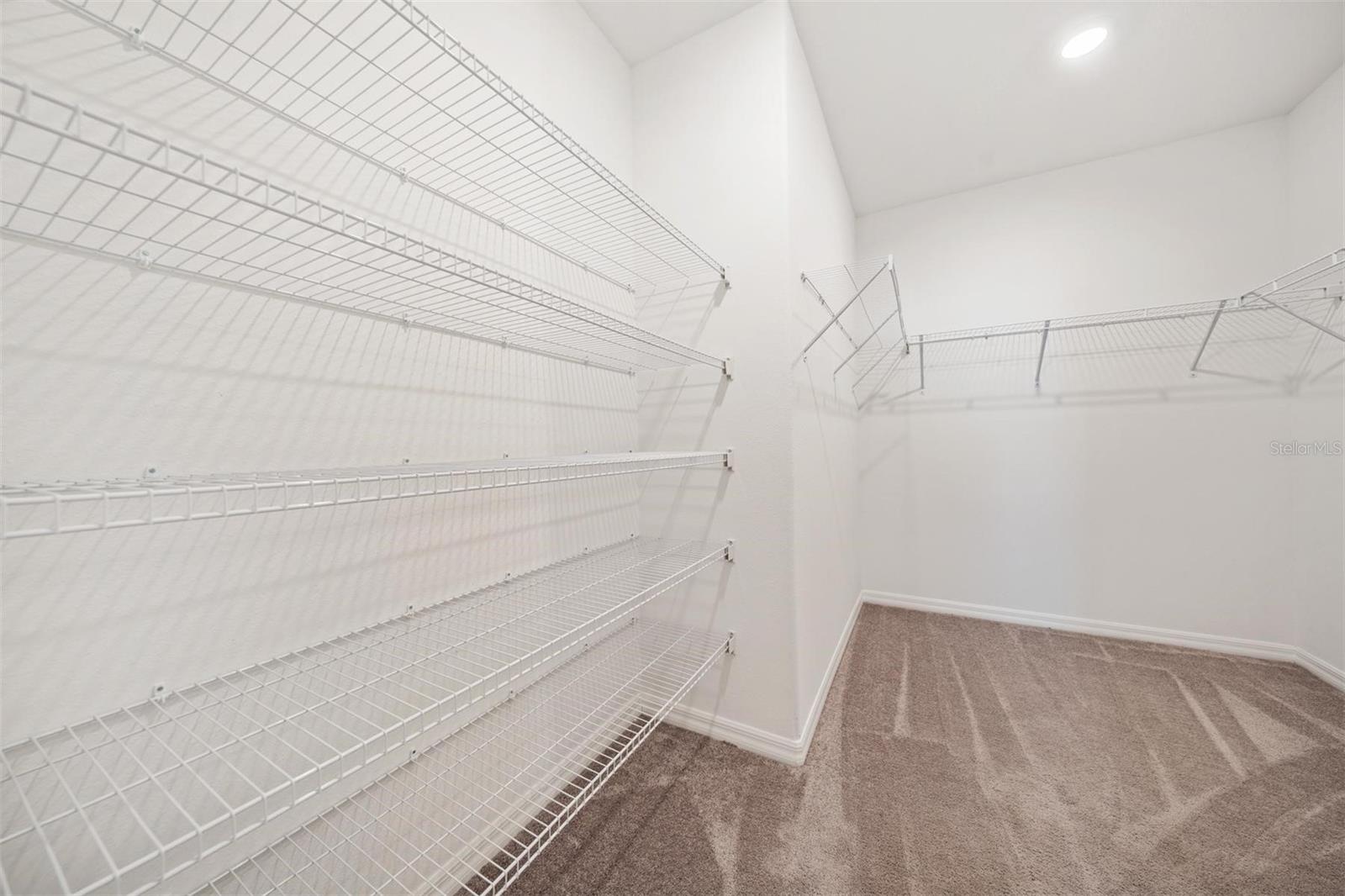 Listing photo id 20 for 6347 Ten Acre Court