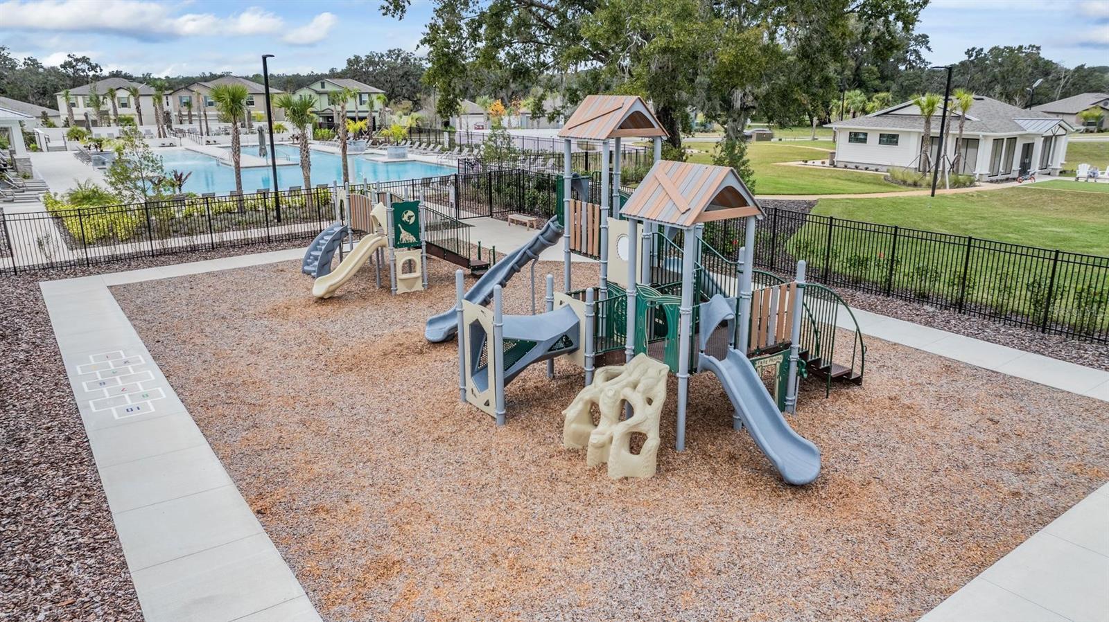 Listing photo id 46 for 6347 Ten Acre Court