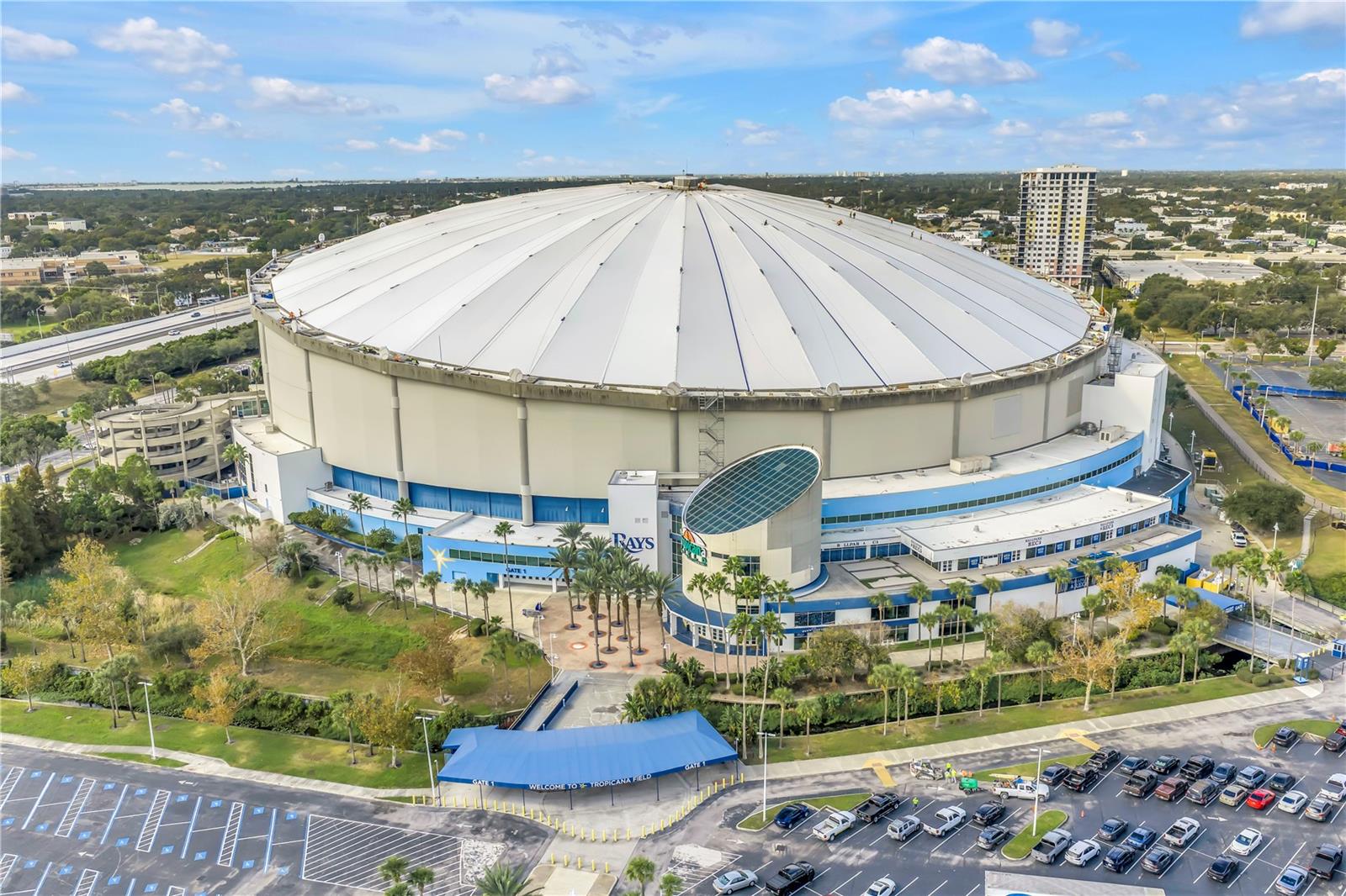 Image 8 of 12 For 2848 Emerson Avenue S