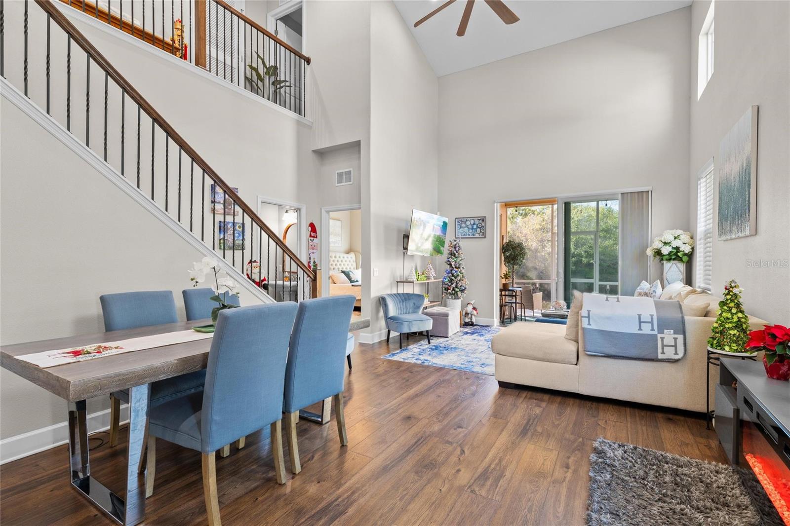 Image 11 of 52 For 1444 Ridge Terrace