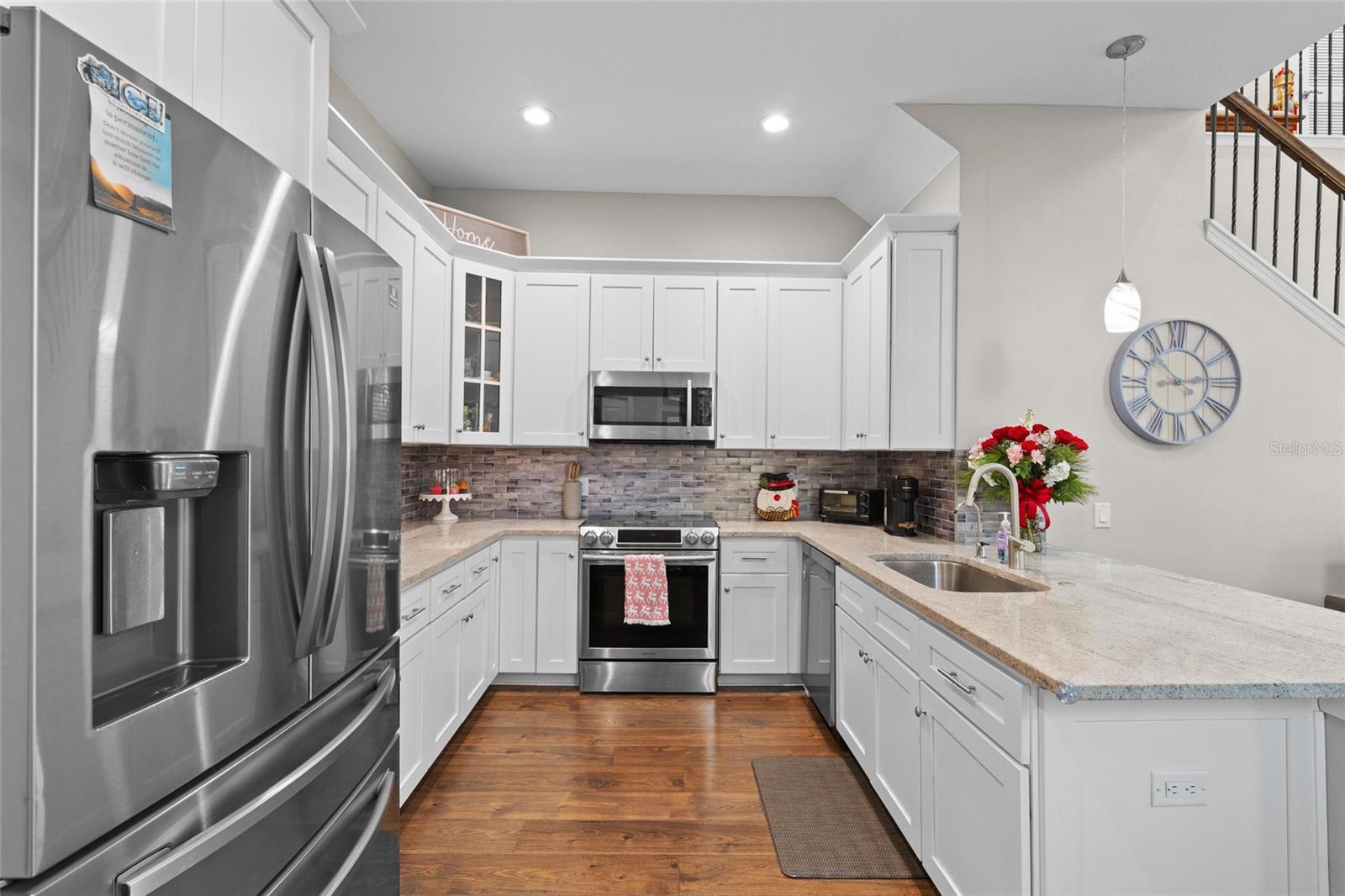 Image 7 of 52 For 1444 Ridge Terrace