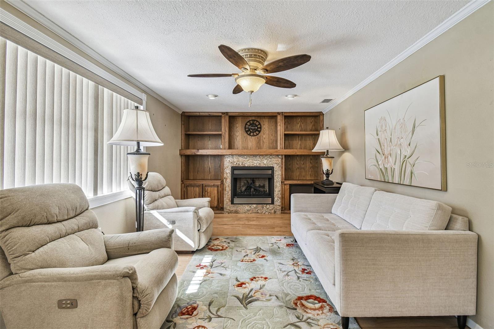 Image 12 of 51 For 3857 Orange Drive