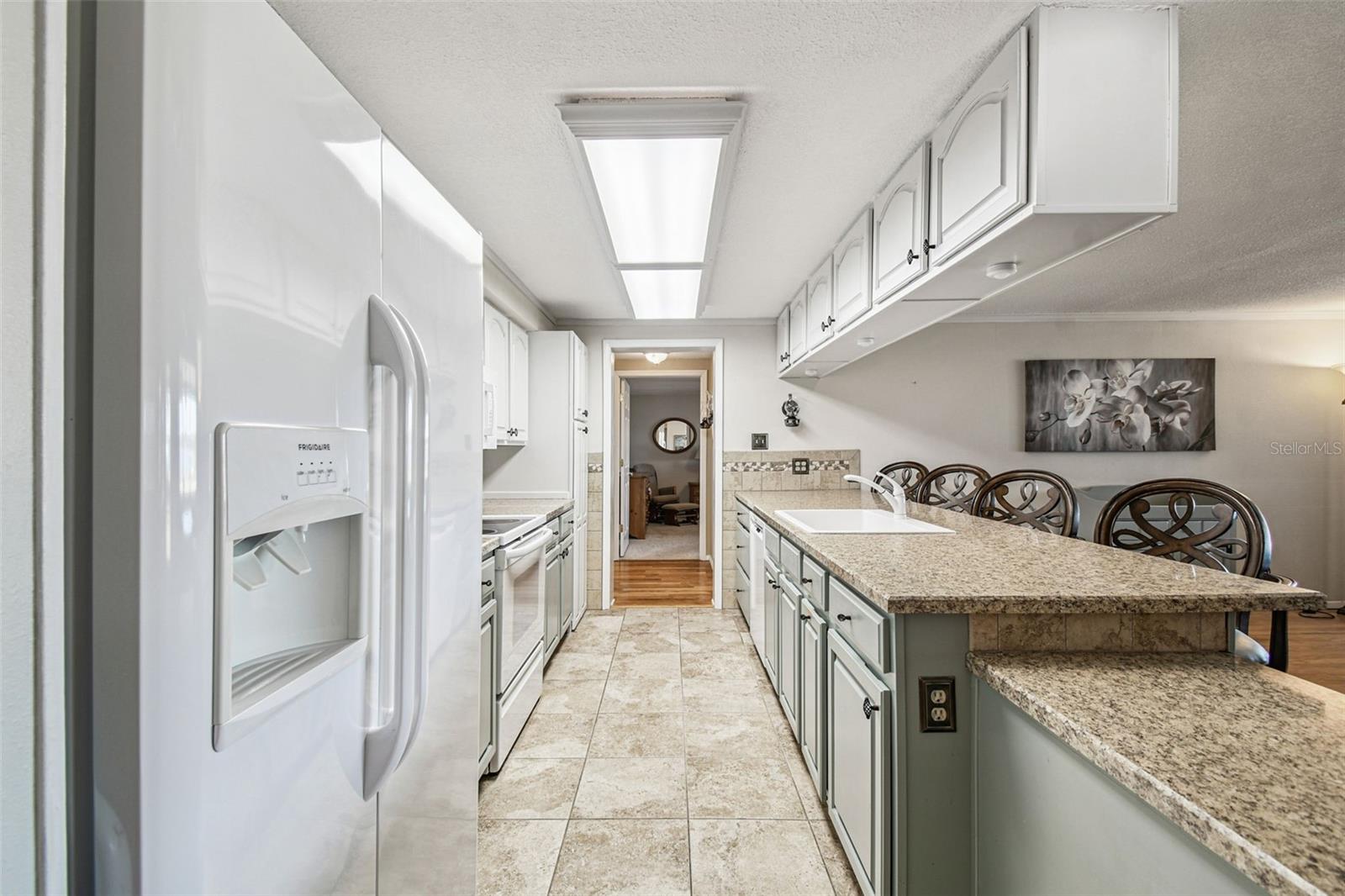 Image 14 of 51 For 3857 Orange Drive