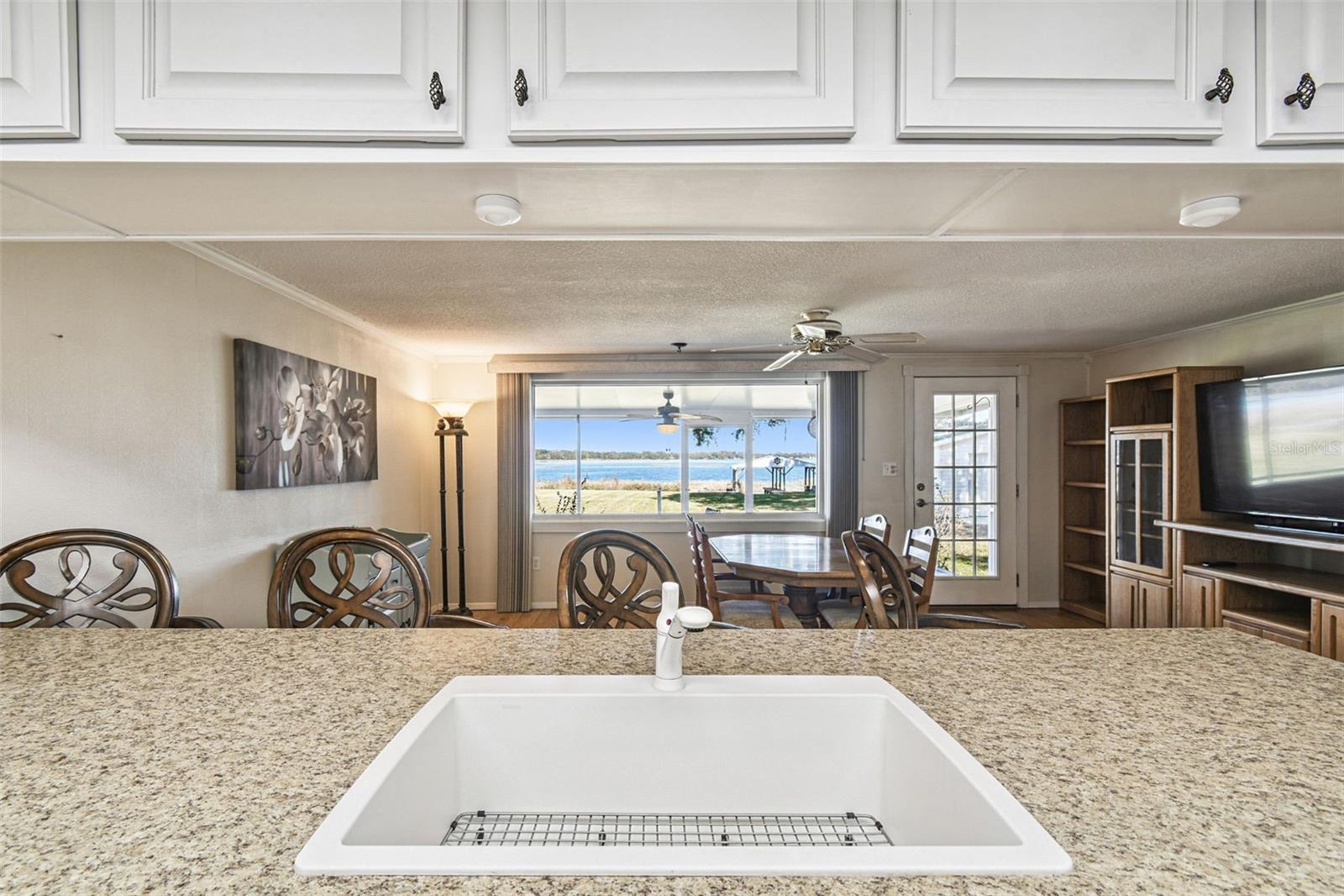 Image 17 of 51 For 3857 Orange Drive