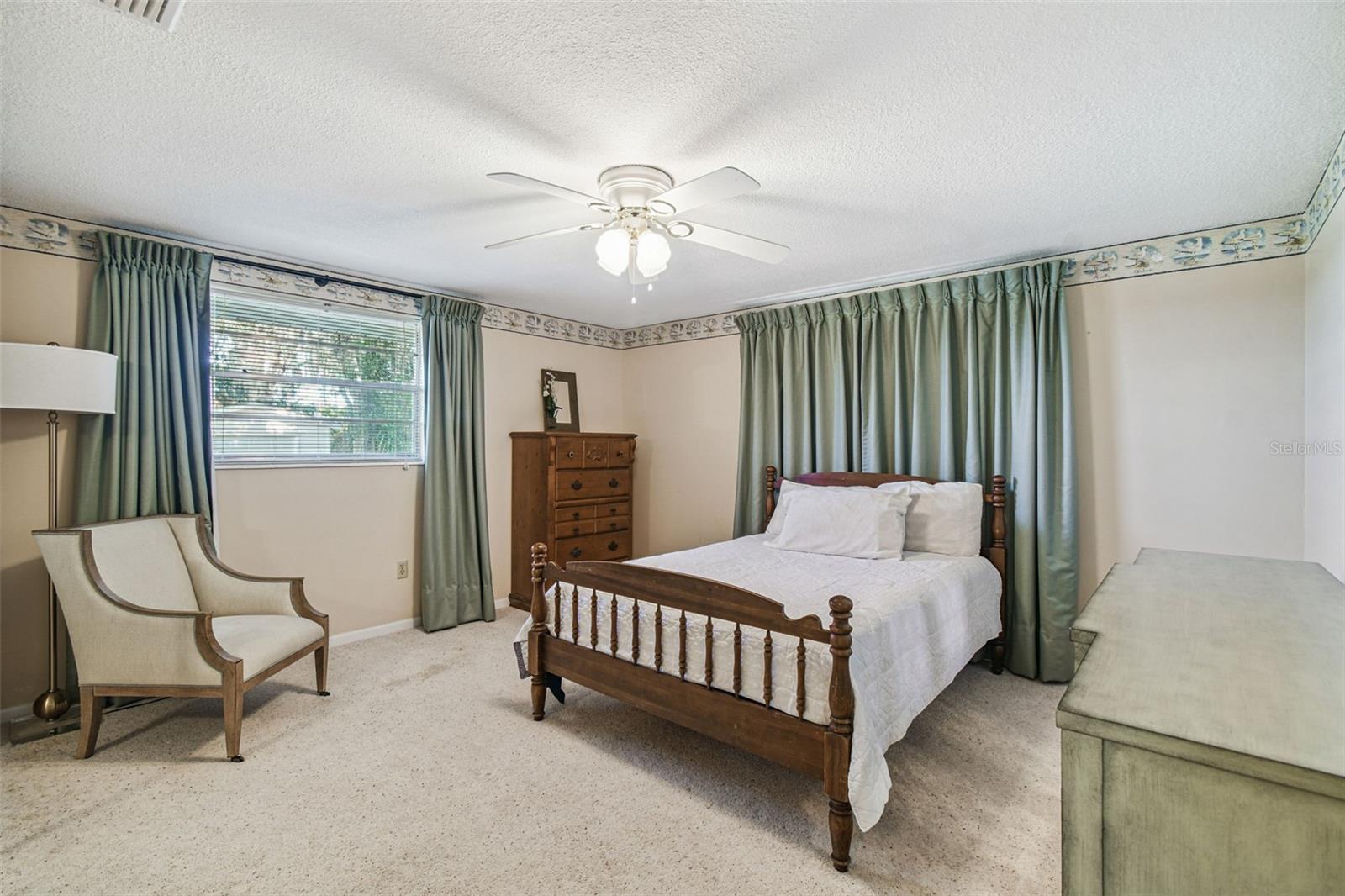 Image 25 of 51 For 3857 Orange Drive