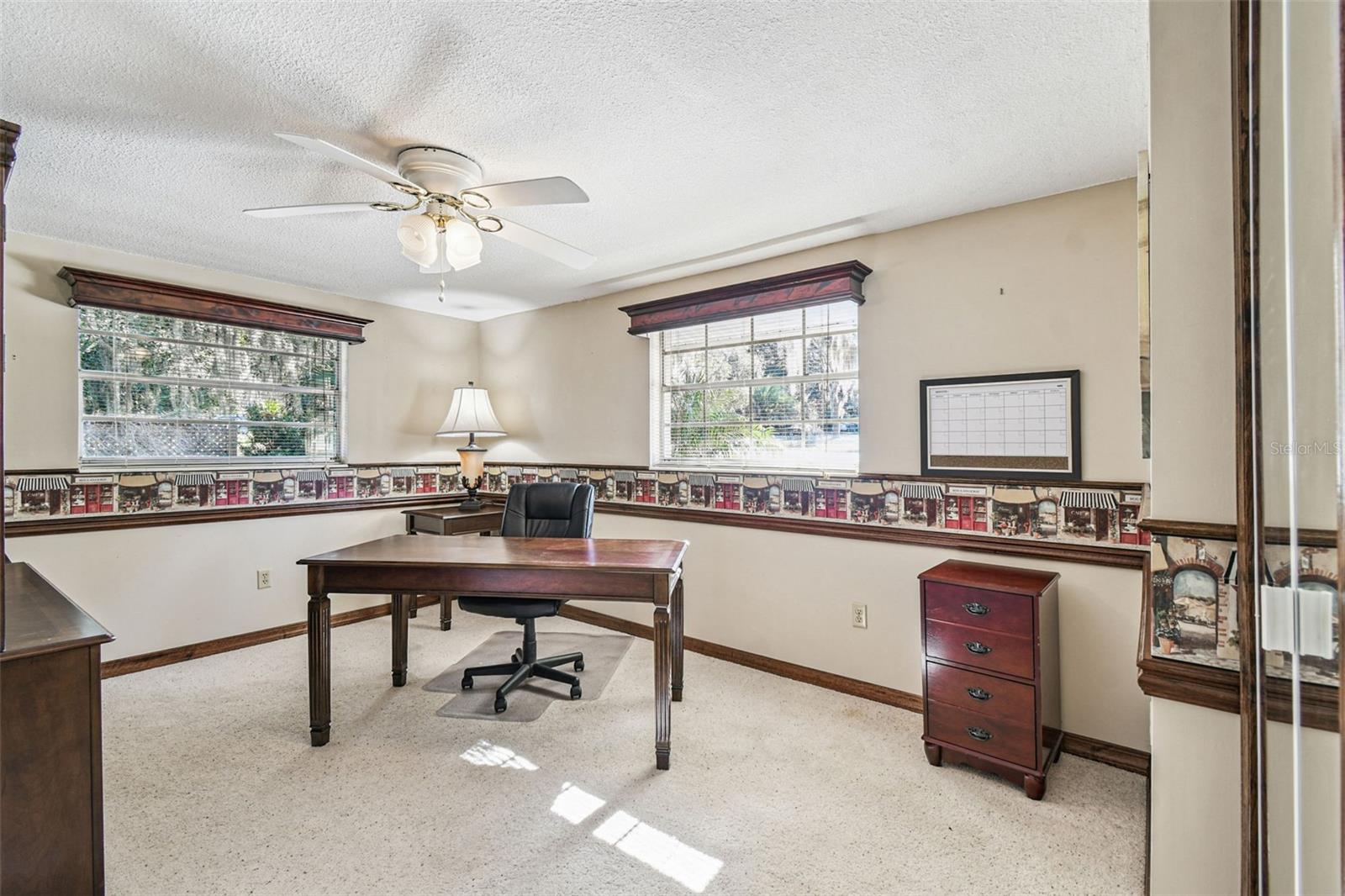 Image 26 of 51 For 3857 Orange Drive