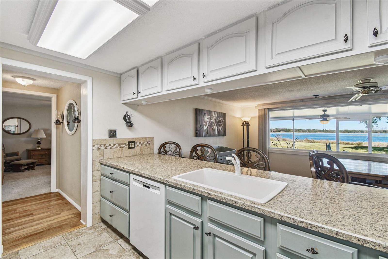 Image 9 of 51 For 3857 Orange Drive