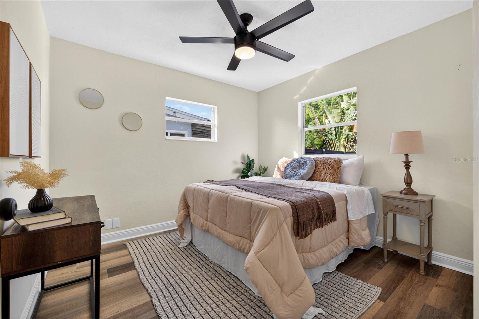 Image 19 of 33 For 3929 13th Avenue N