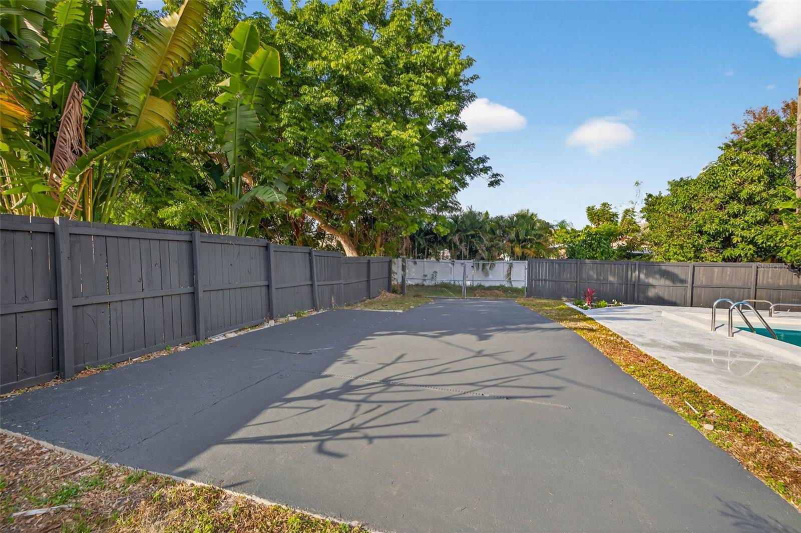 Image 29 of 33 For 3929 13th Avenue N