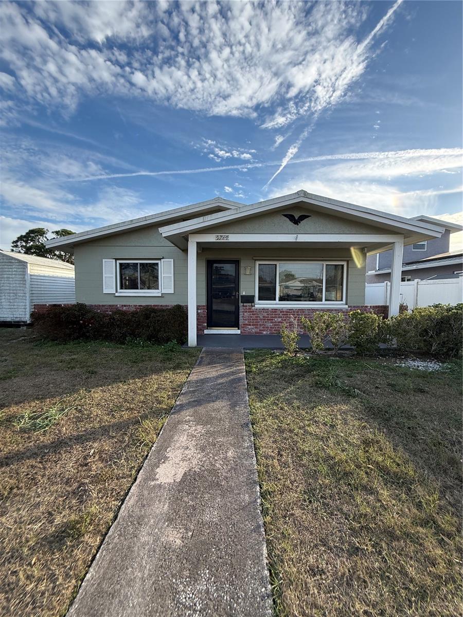 Details for 5744 17th Avenue N, ST PETERSBURG, FL 33710