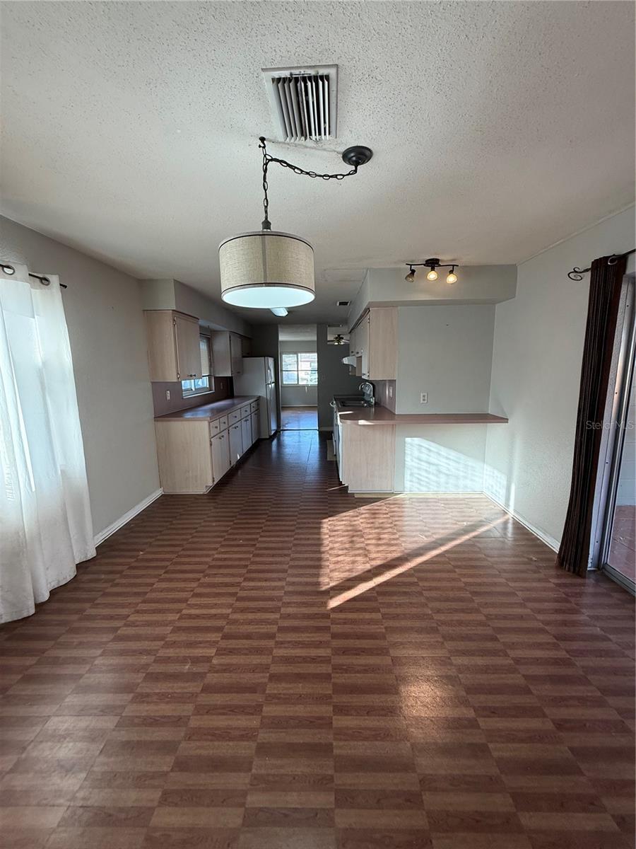 Image 11 of 27 For 5744 17th Avenue N