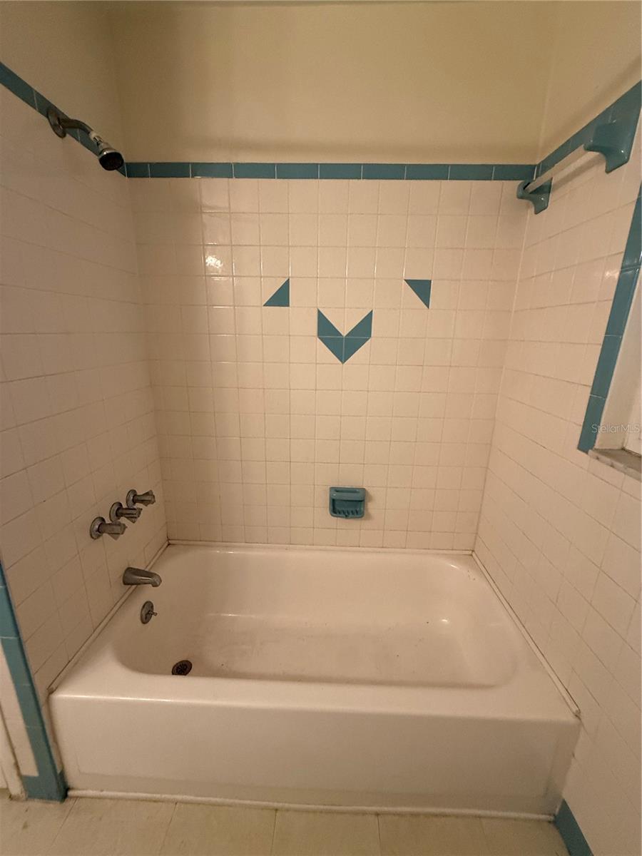 Image 19 of 27 For 5744 17th Avenue N