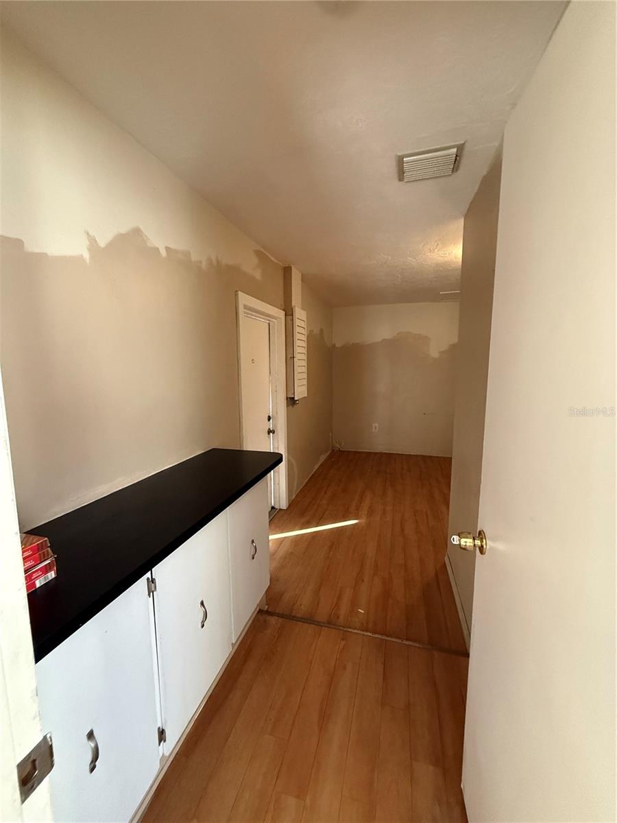 Image 21 of 27 For 5744 17th Avenue N