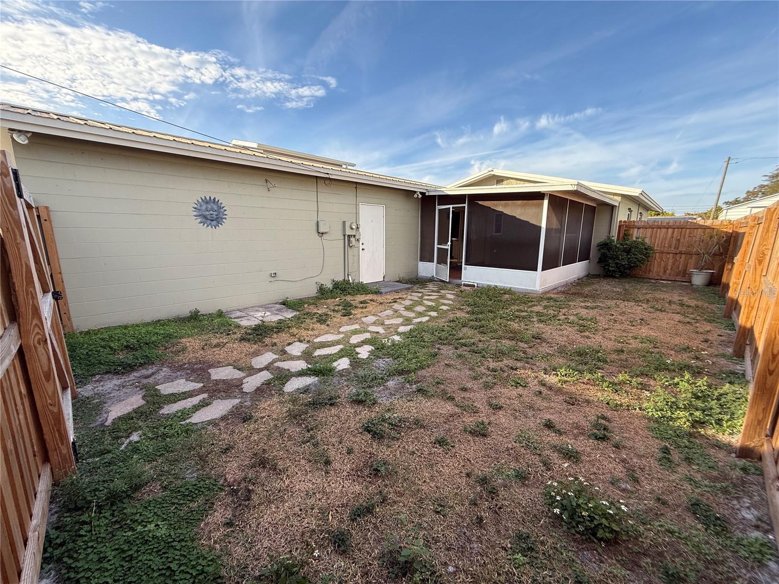 Image 27 of 27 For 5744 17th Avenue N