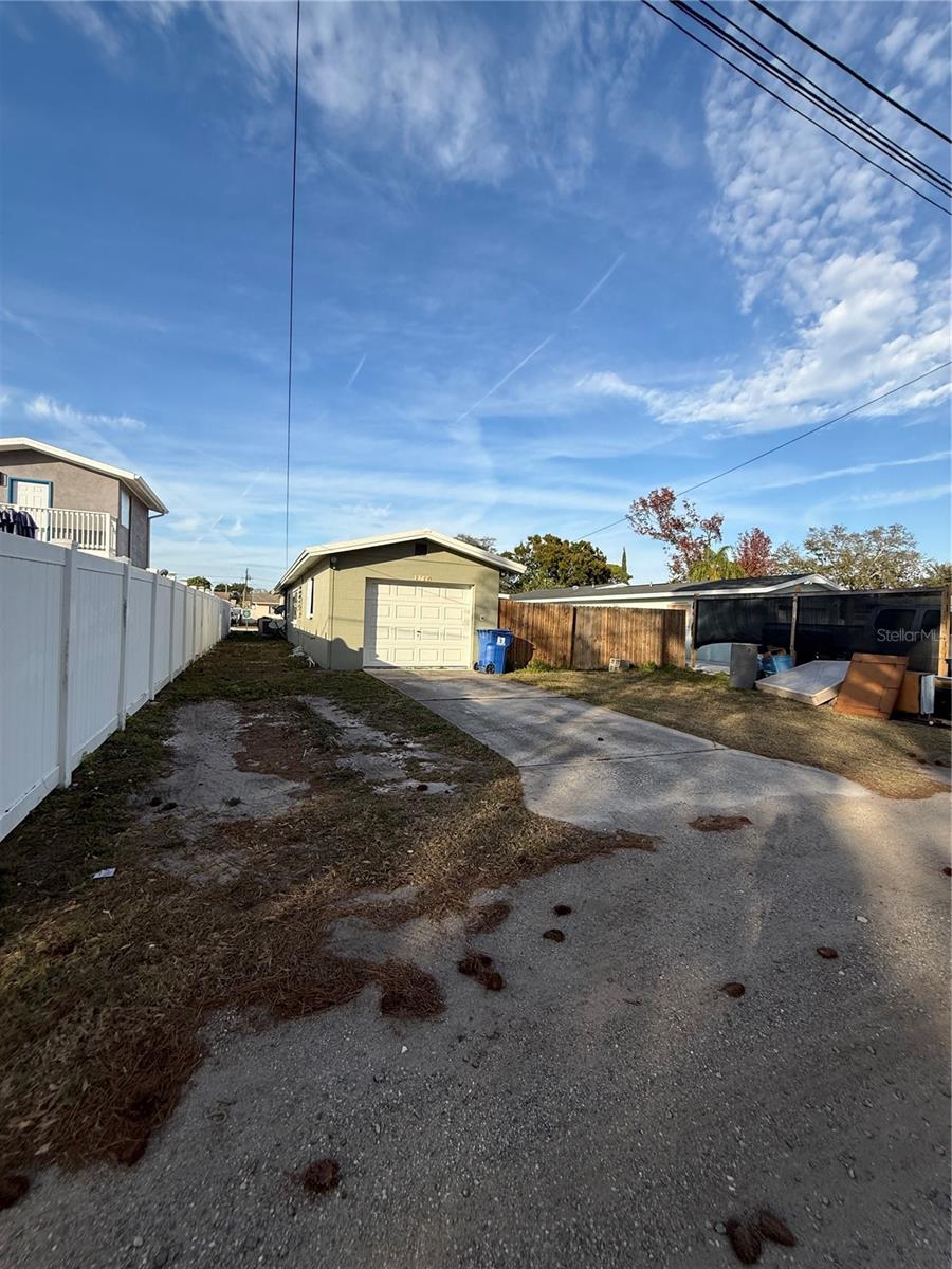 Image 3 of 27 For 5744 17th Avenue N