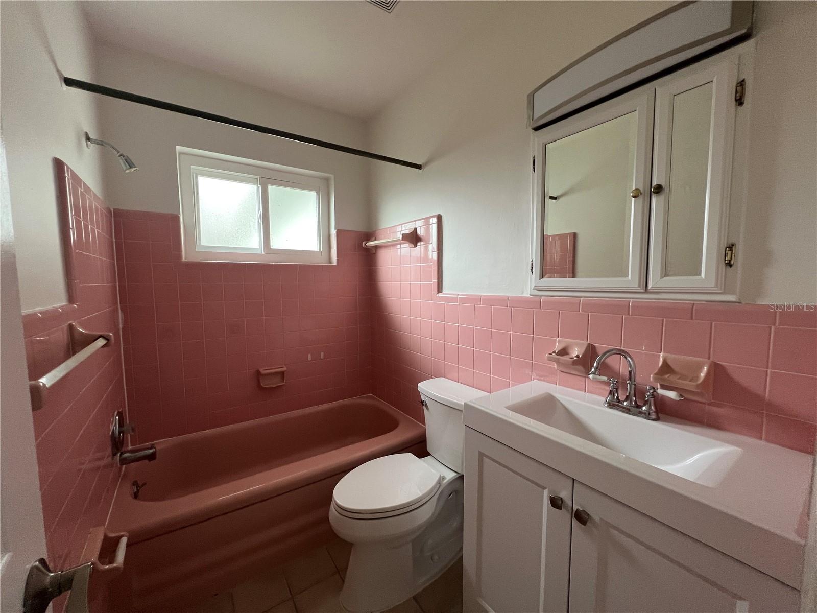 Image 14 of 21 For 5398 27th Avenue N