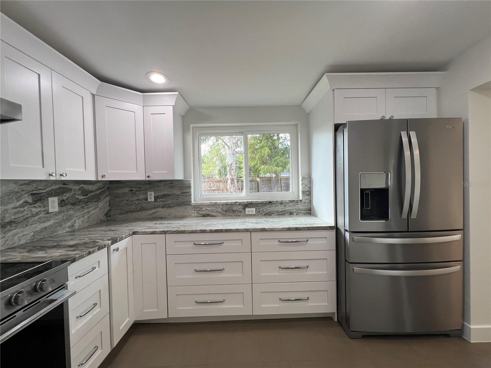 Image 5 of 21 For 5398 27th Avenue N