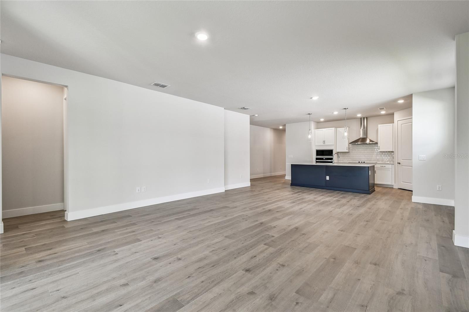 Image 12 of 40 For 11735 Full Moon Loop