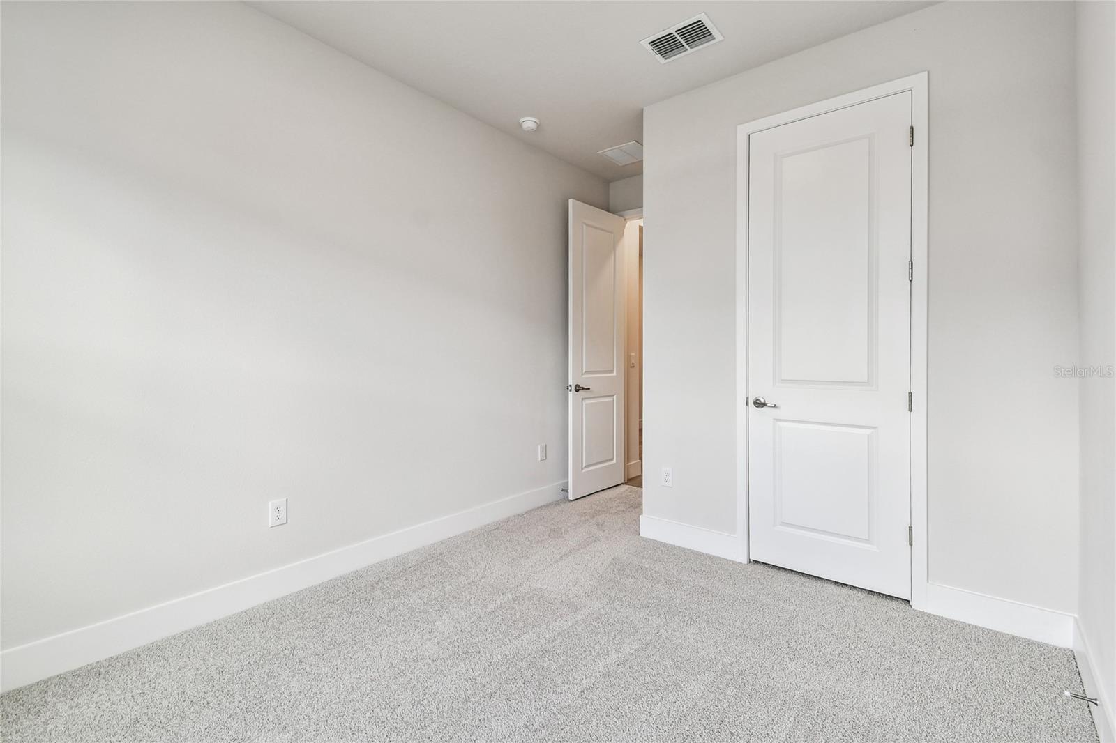 Image 32 of 40 For 11735 Full Moon Loop