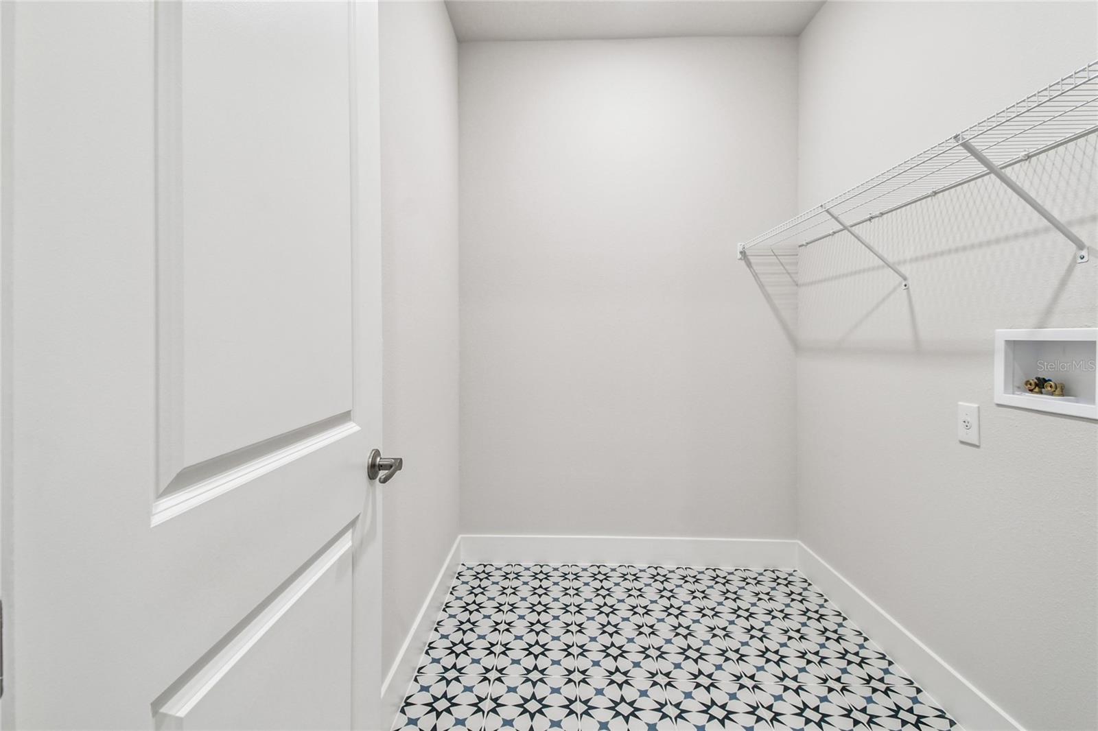 Image 34 of 40 For 11735 Full Moon Loop