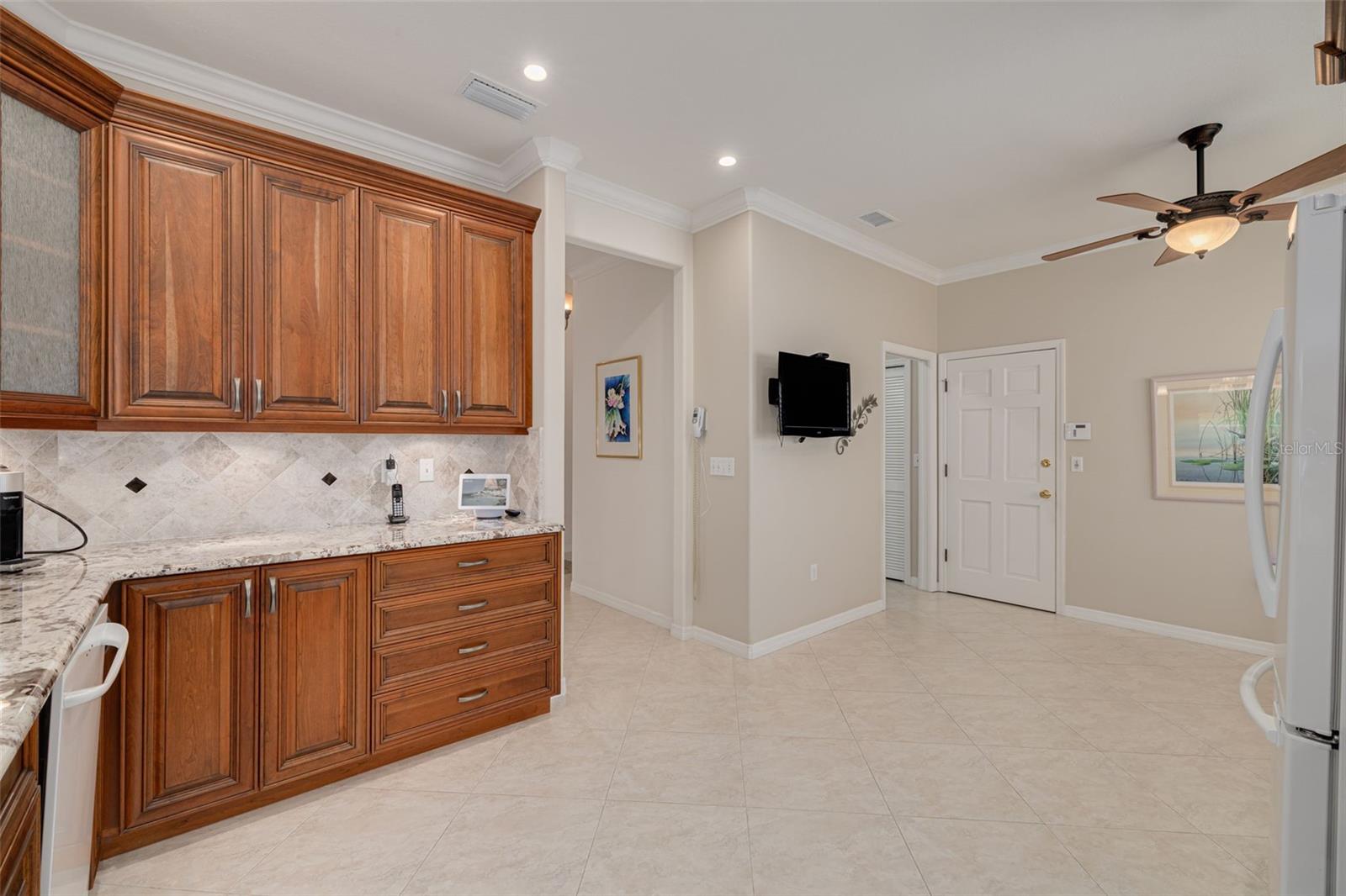 Image 15 of 60 For 1036 Dartford Drive