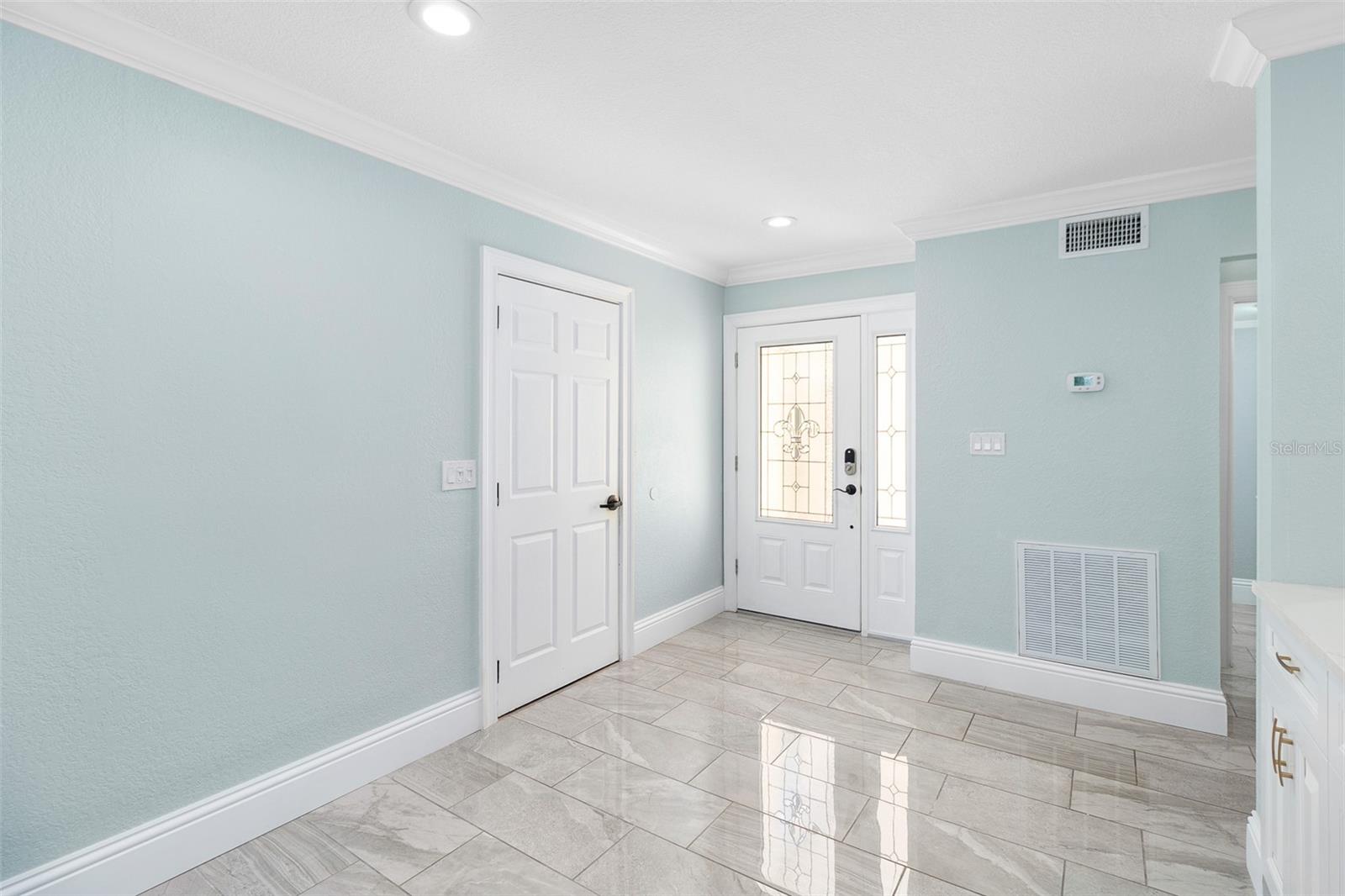 Image 15 of 59 For 4344 Outrigger Lane 4344