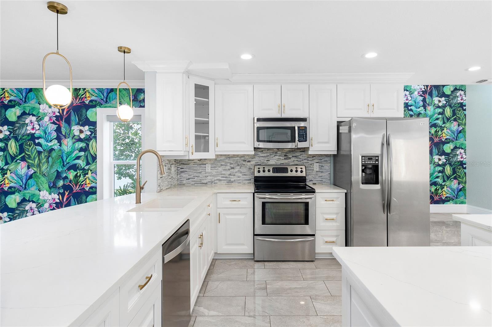 Image 16 of 59 For 4344 Outrigger Lane 4344