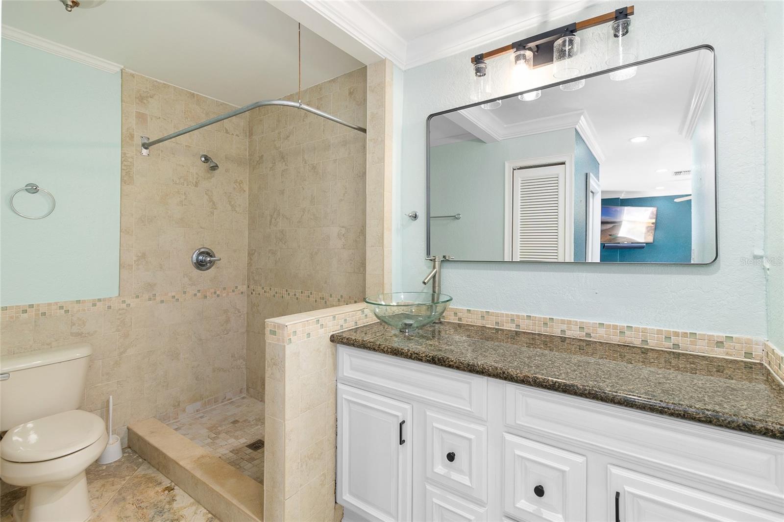 Image 34 of 59 For 4344 Outrigger Lane 4344