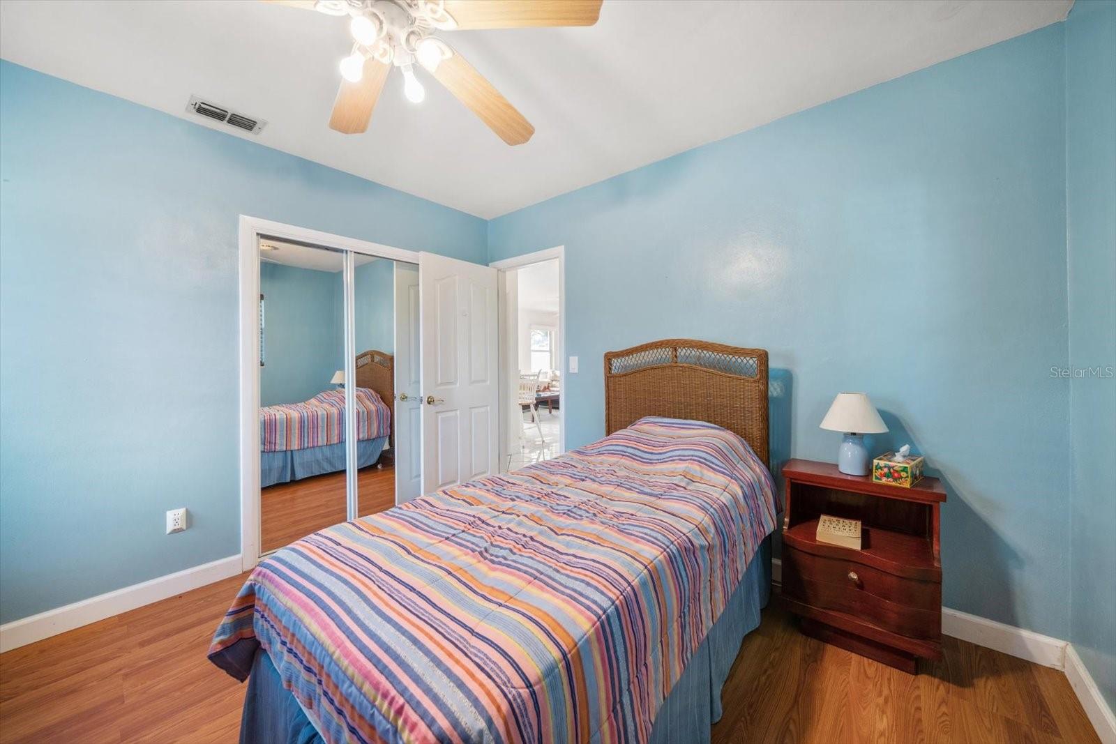 Image 20 of 27 For 1225 Ridge Avenue