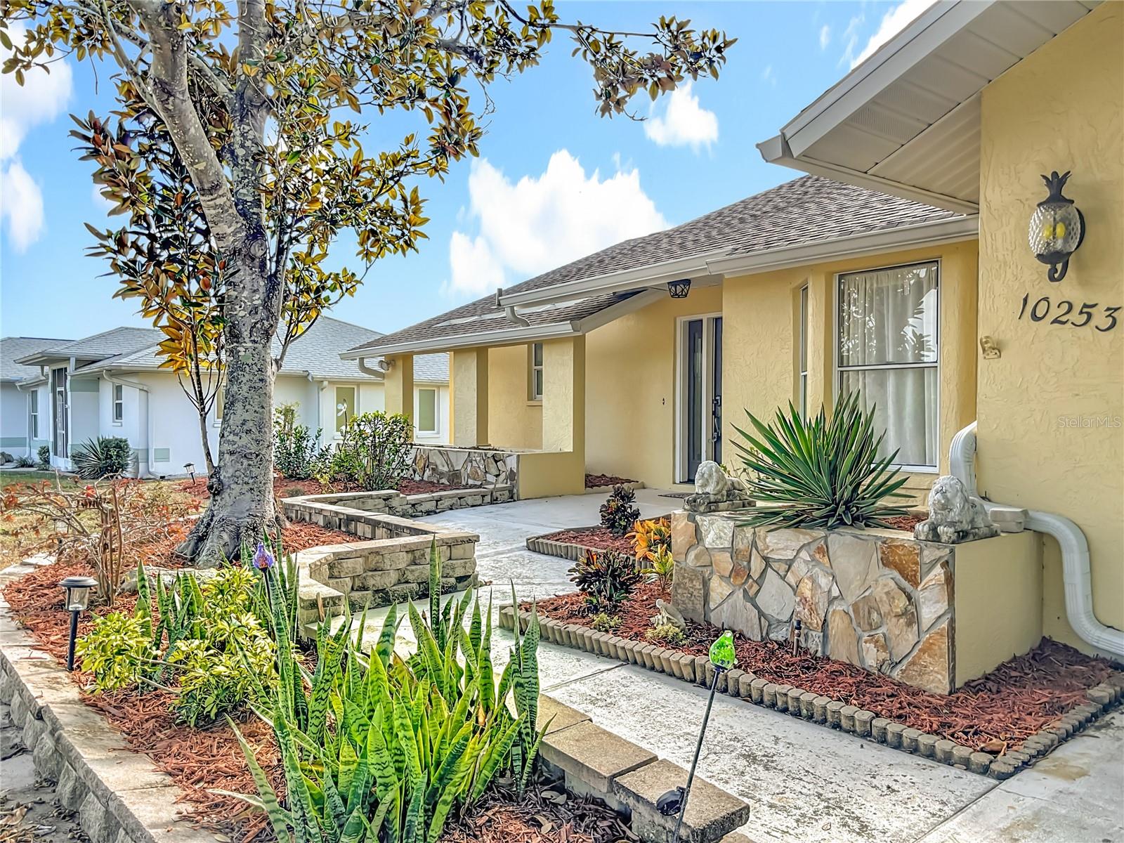 Image 2 of 47 For 10253 Winstead Avenue