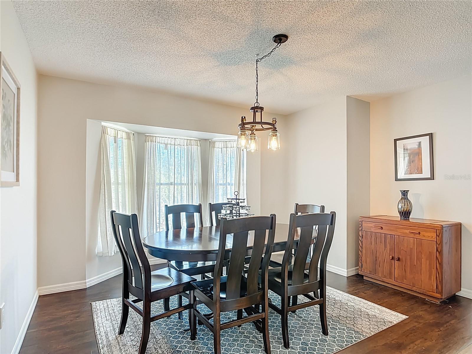 Image 6 of 47 For 10253 Winstead Avenue