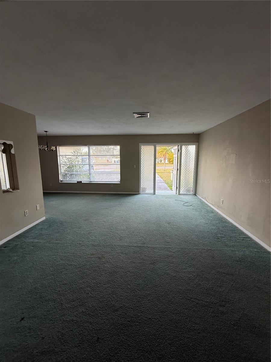 Image 26 of 30 For 6160 30th Avenue N