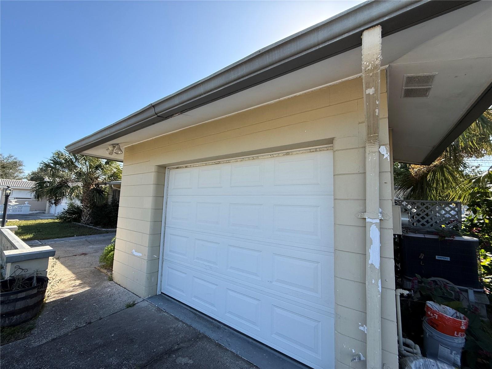 Image 3 of 30 For 6160 30th Avenue N