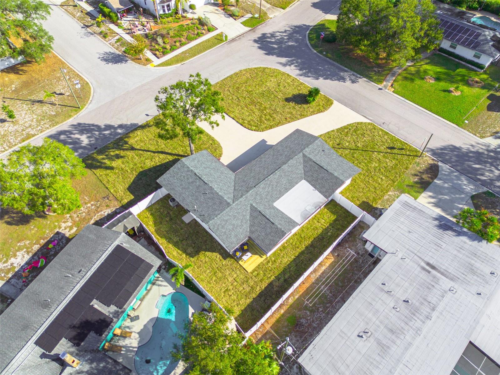 Image 33 of 36 For 1447 Jasmine Way