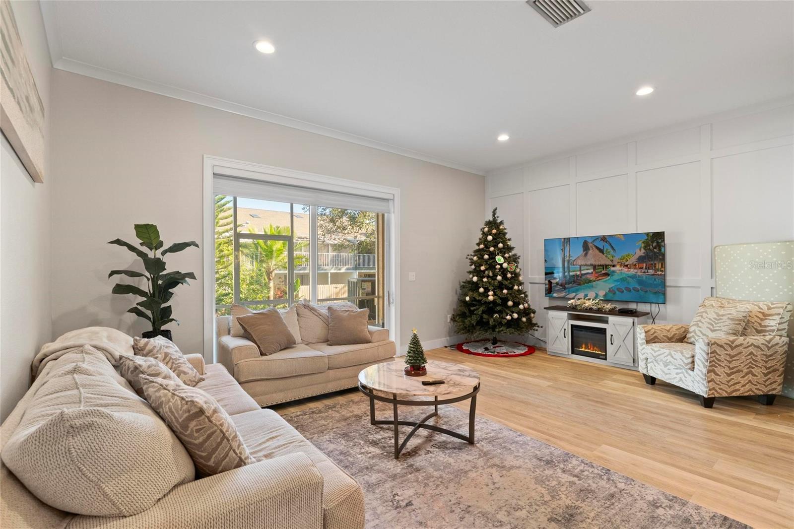 Image 13 of 25 For 1461 Ridge Terrace