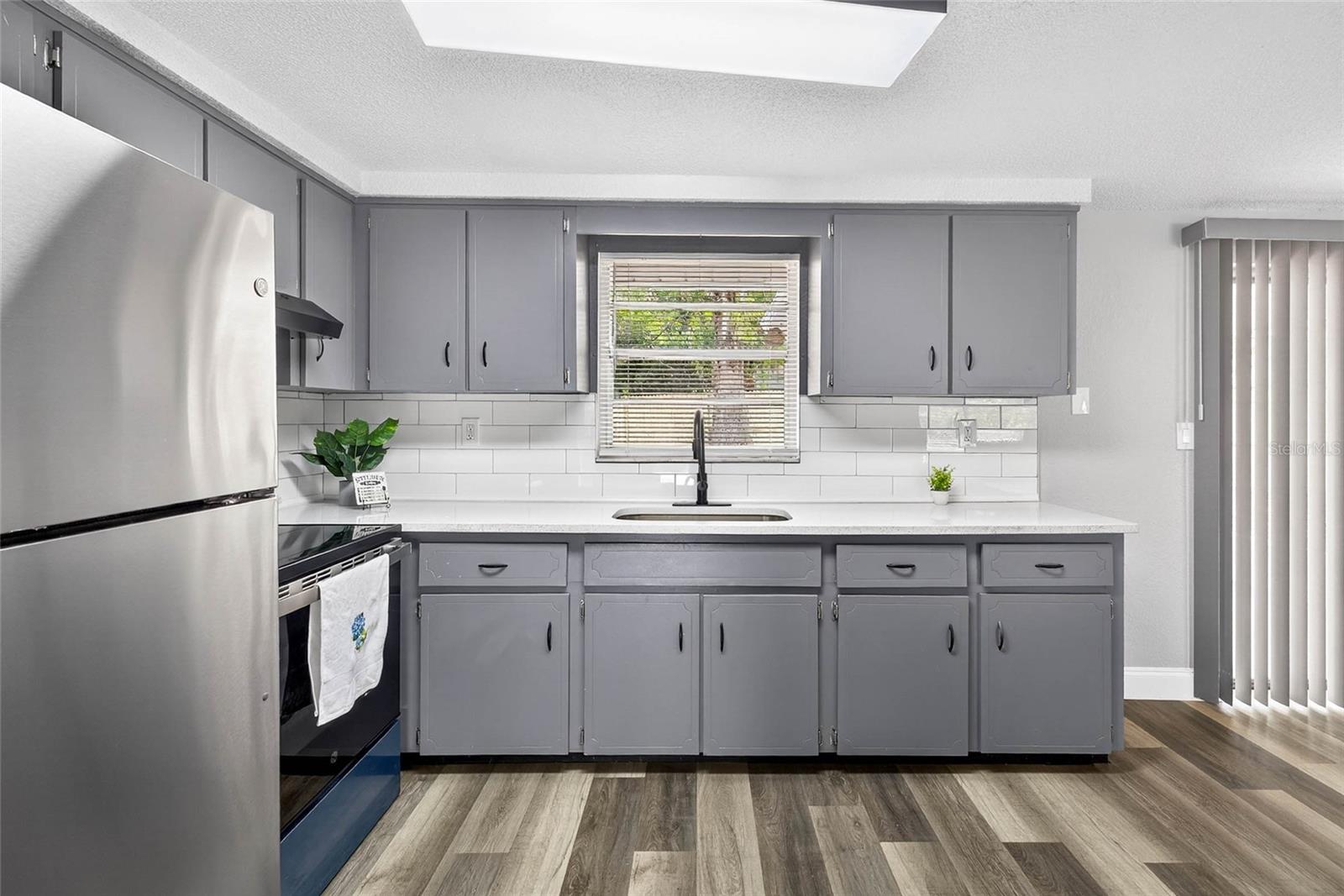 Image 10 of 18 For 6331 Ridge Crest Drive