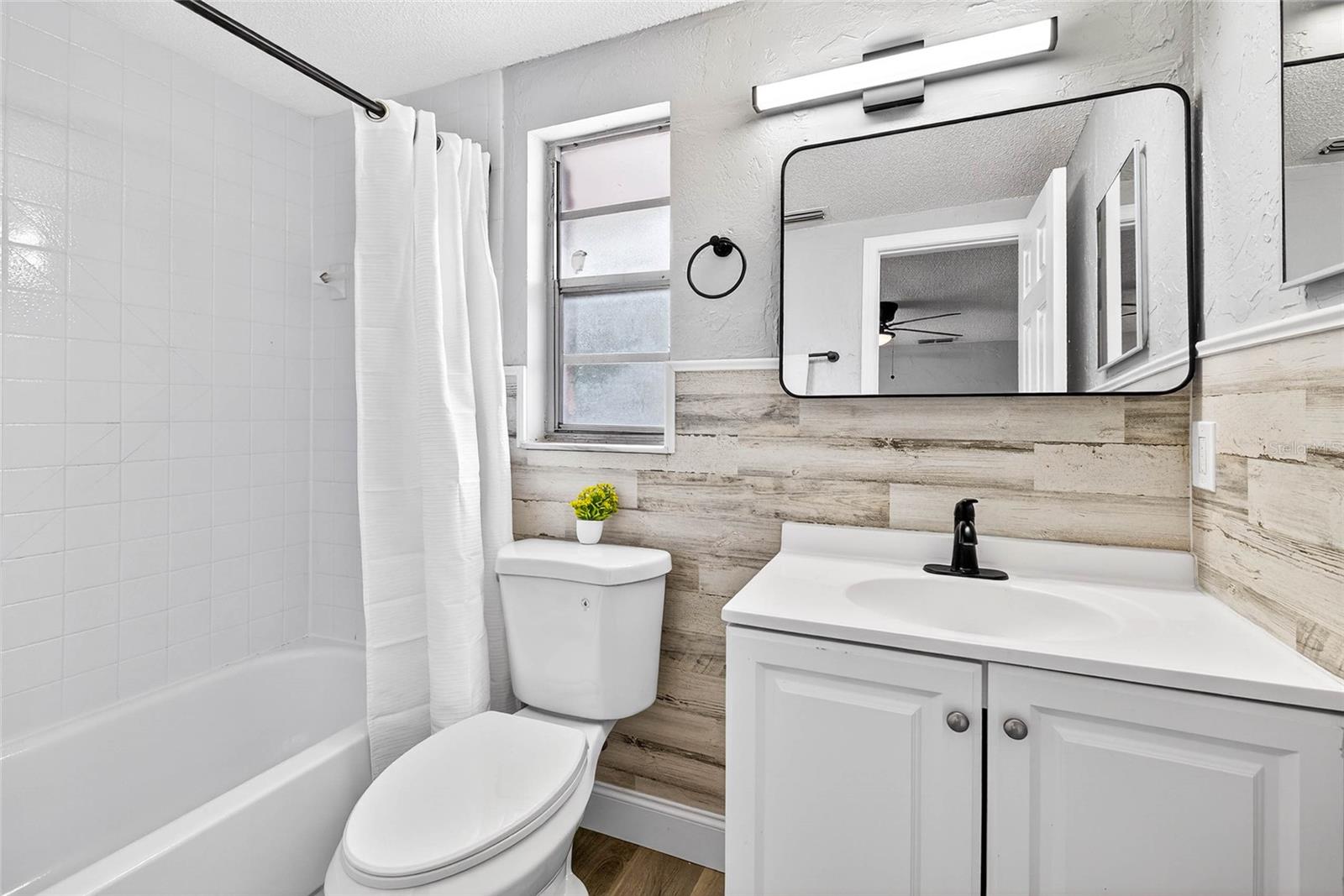 Image 14 of 18 For 6331 Ridge Crest Drive