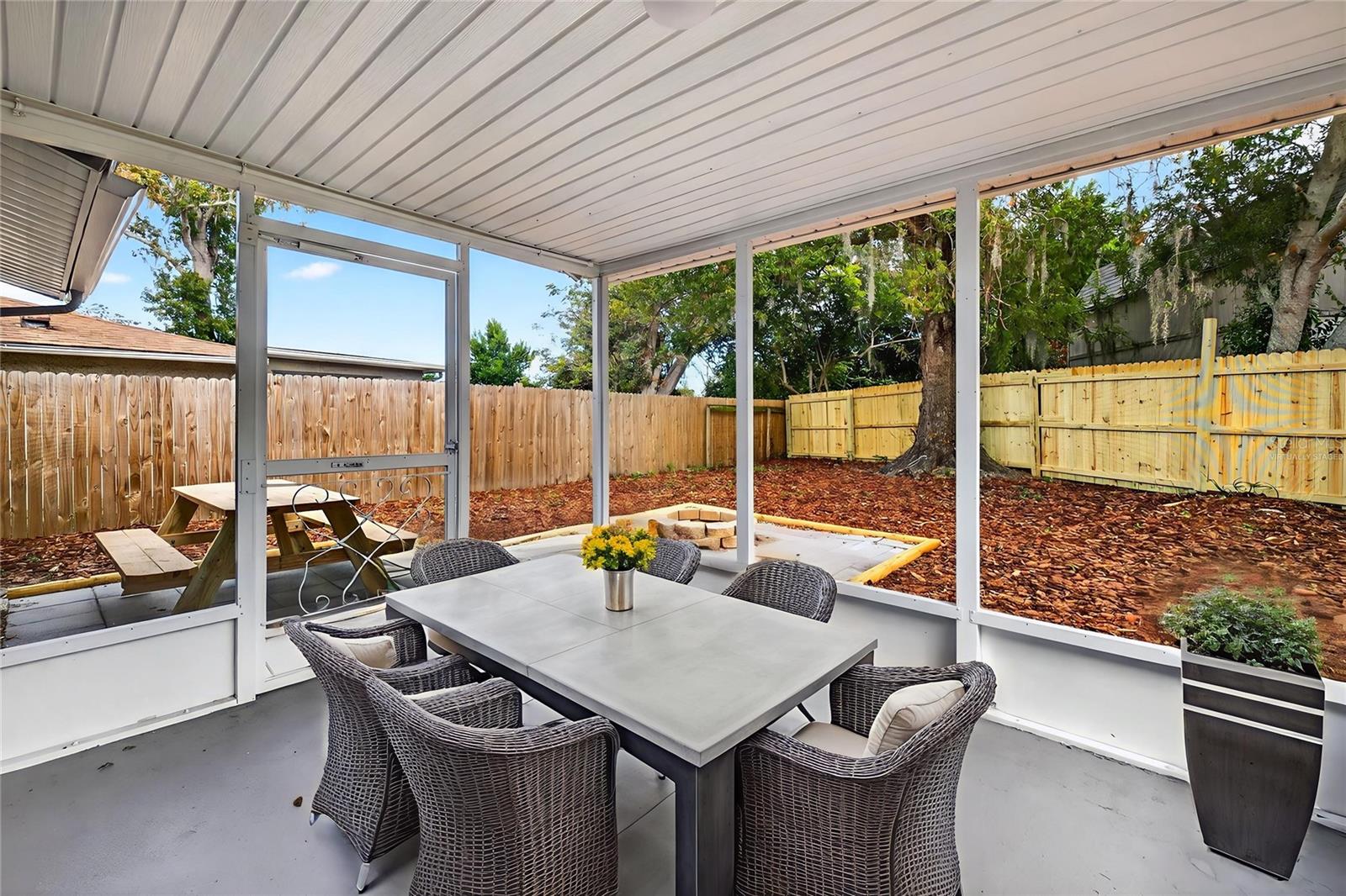 Image 15 of 18 For 6331 Ridge Crest Drive