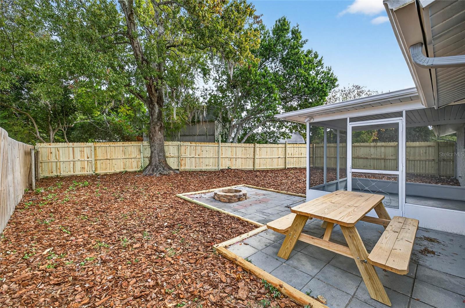 Image 16 of 18 For 6331 Ridge Crest Drive