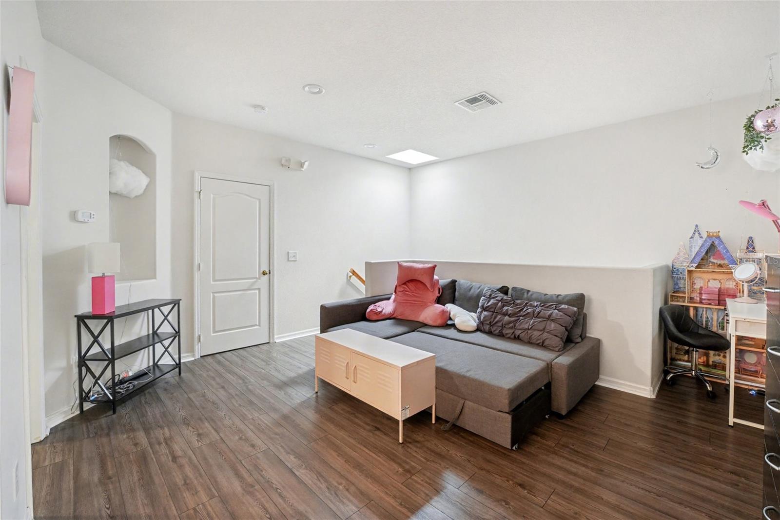 Image 15 of 46 For 937 Tuscan Hills Boulevard