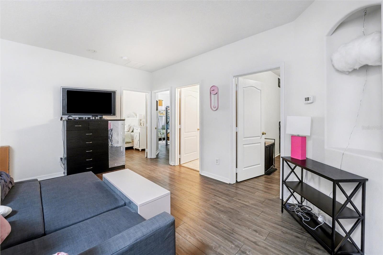 Image 16 of 46 For 937 Tuscan Hills Boulevard