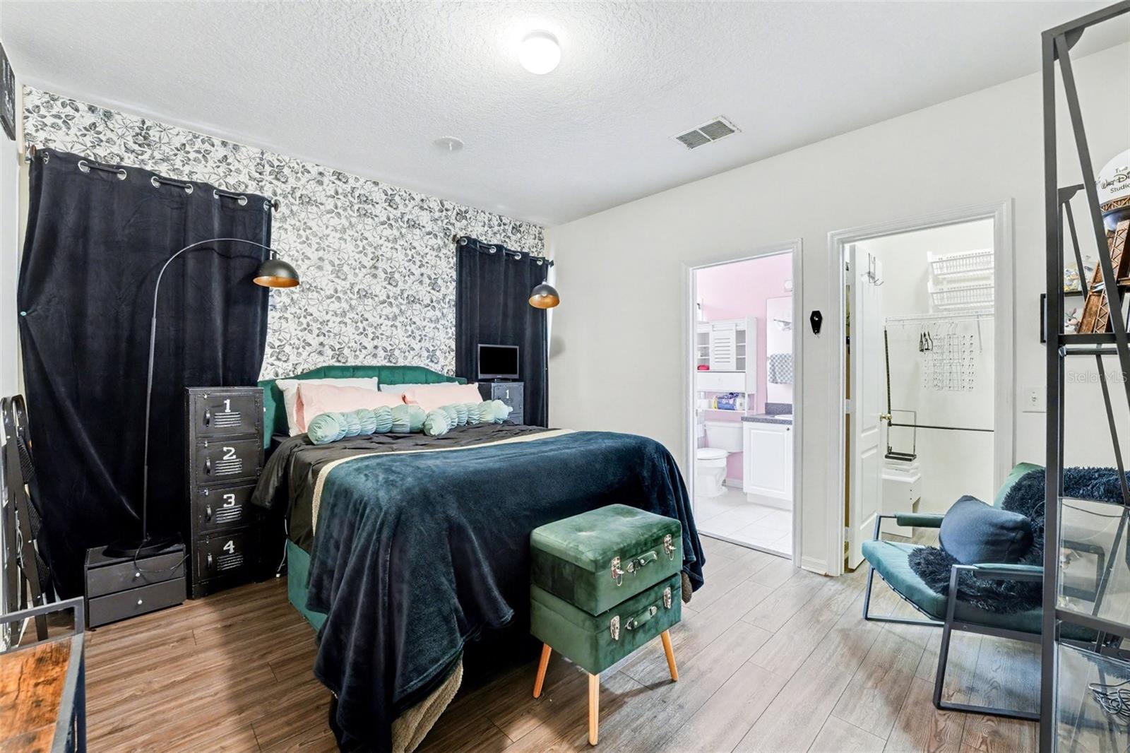 Image 23 of 46 For 937 Tuscan Hills Boulevard