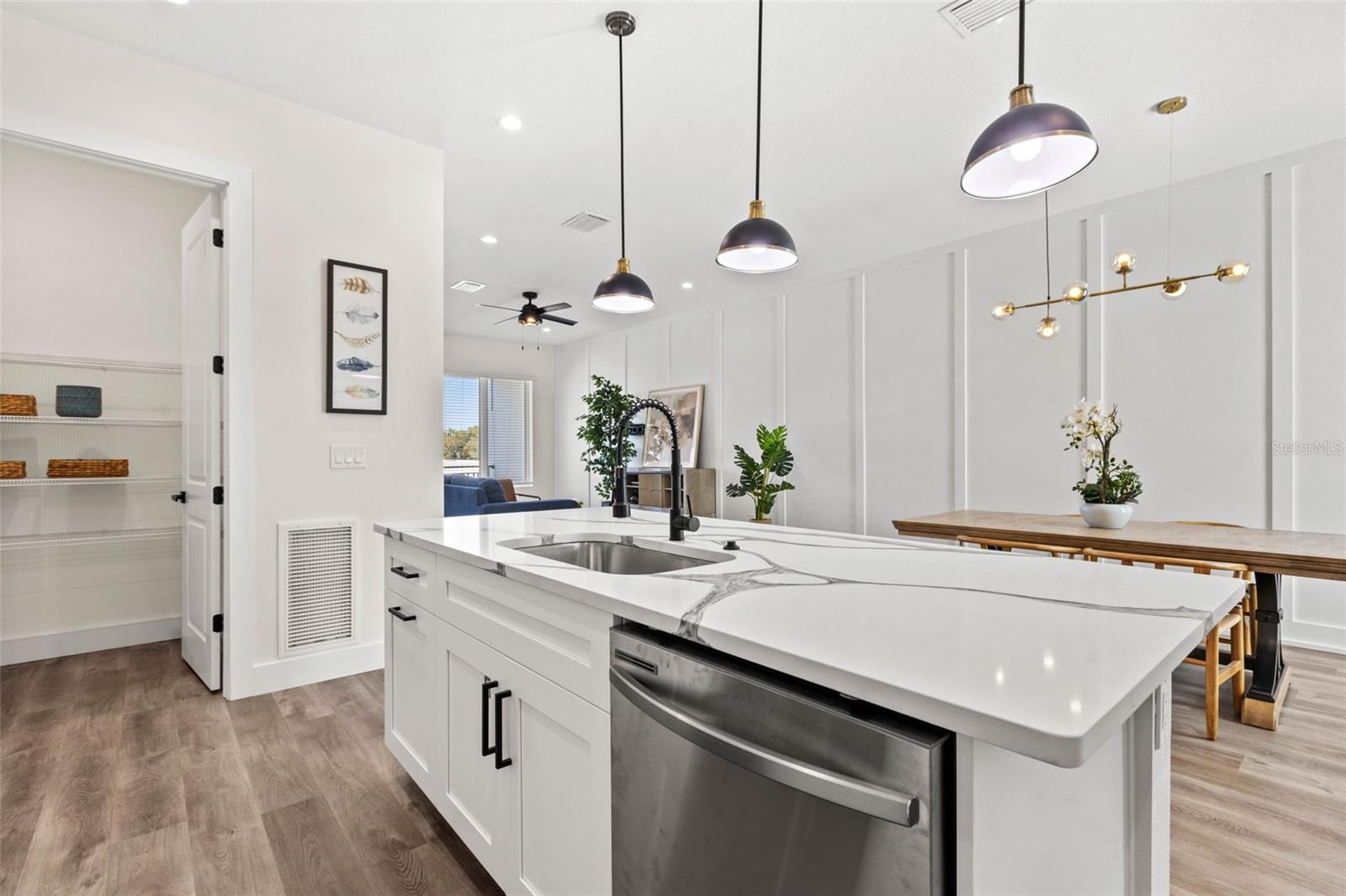 Image 16 of 32 For 121 Warren Avenue 3