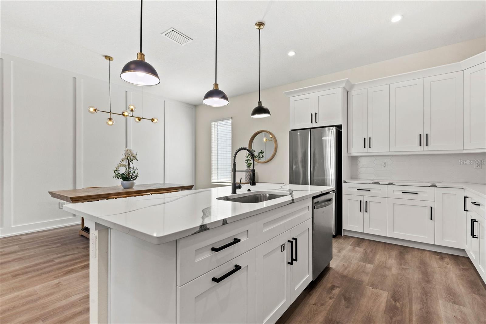 Image 18 of 32 For 121 Warren Avenue 3