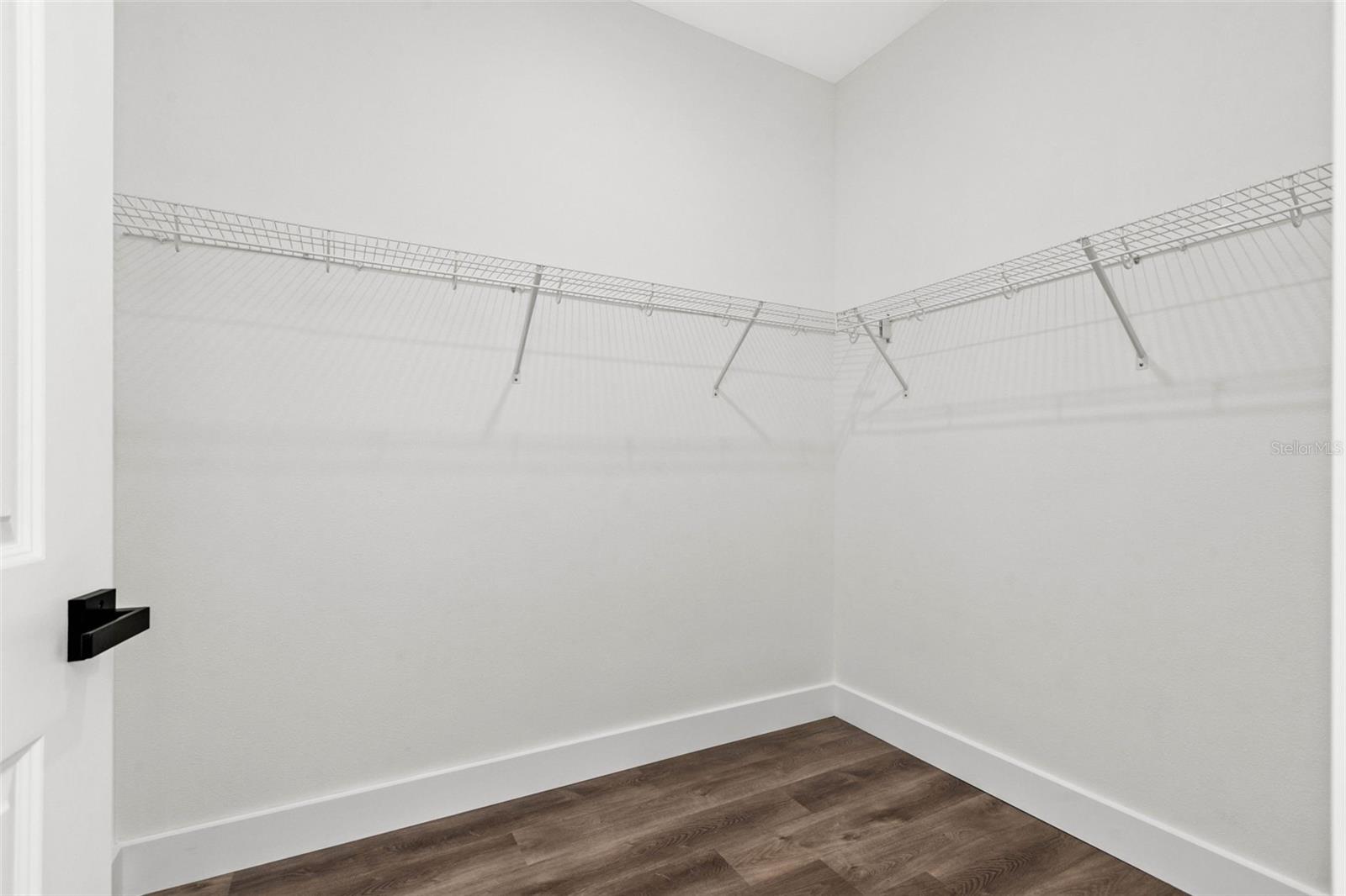 Image 25 of 32 For 121 Warren Avenue 3