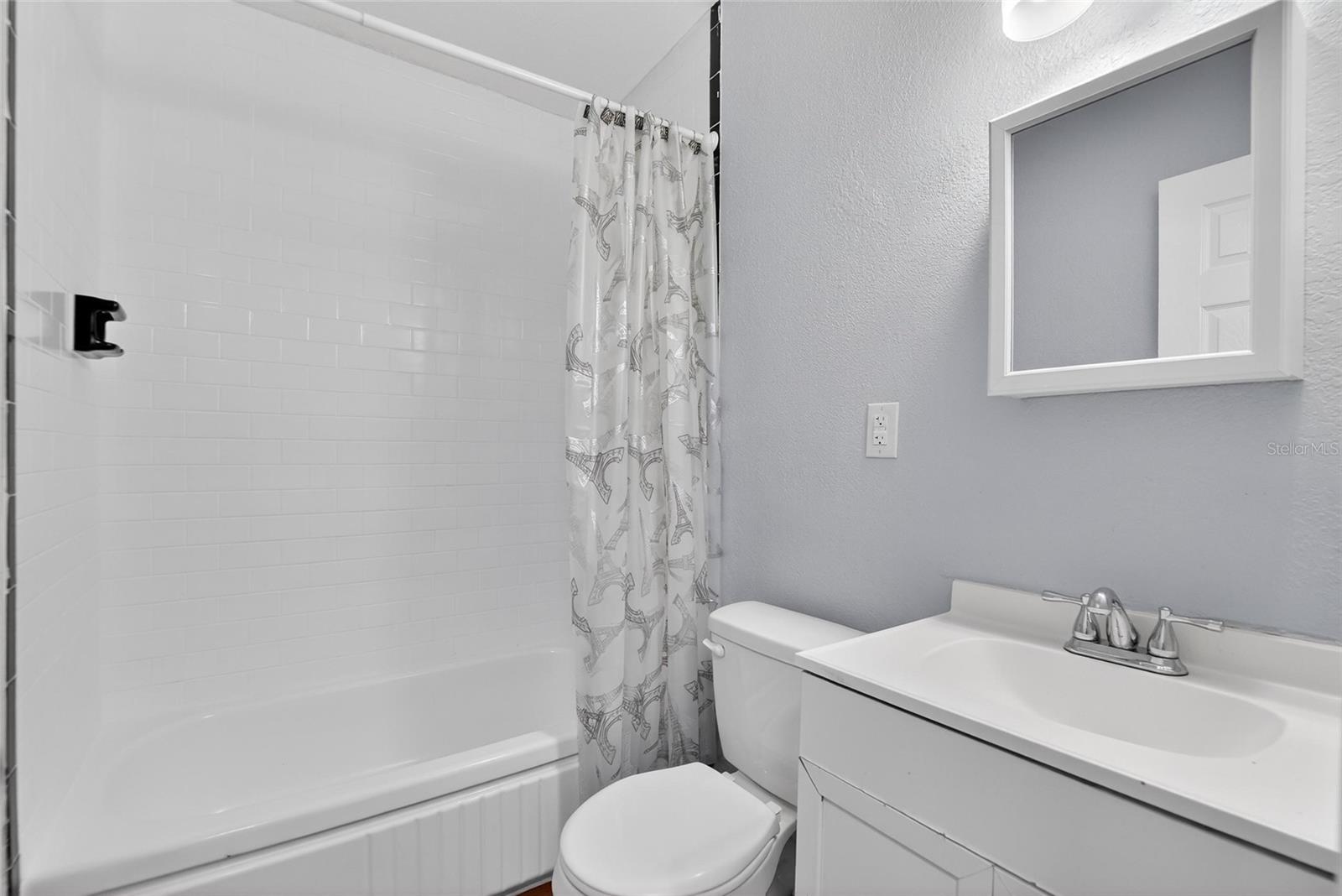 Image 17 of 61 For 1608 Ball Street